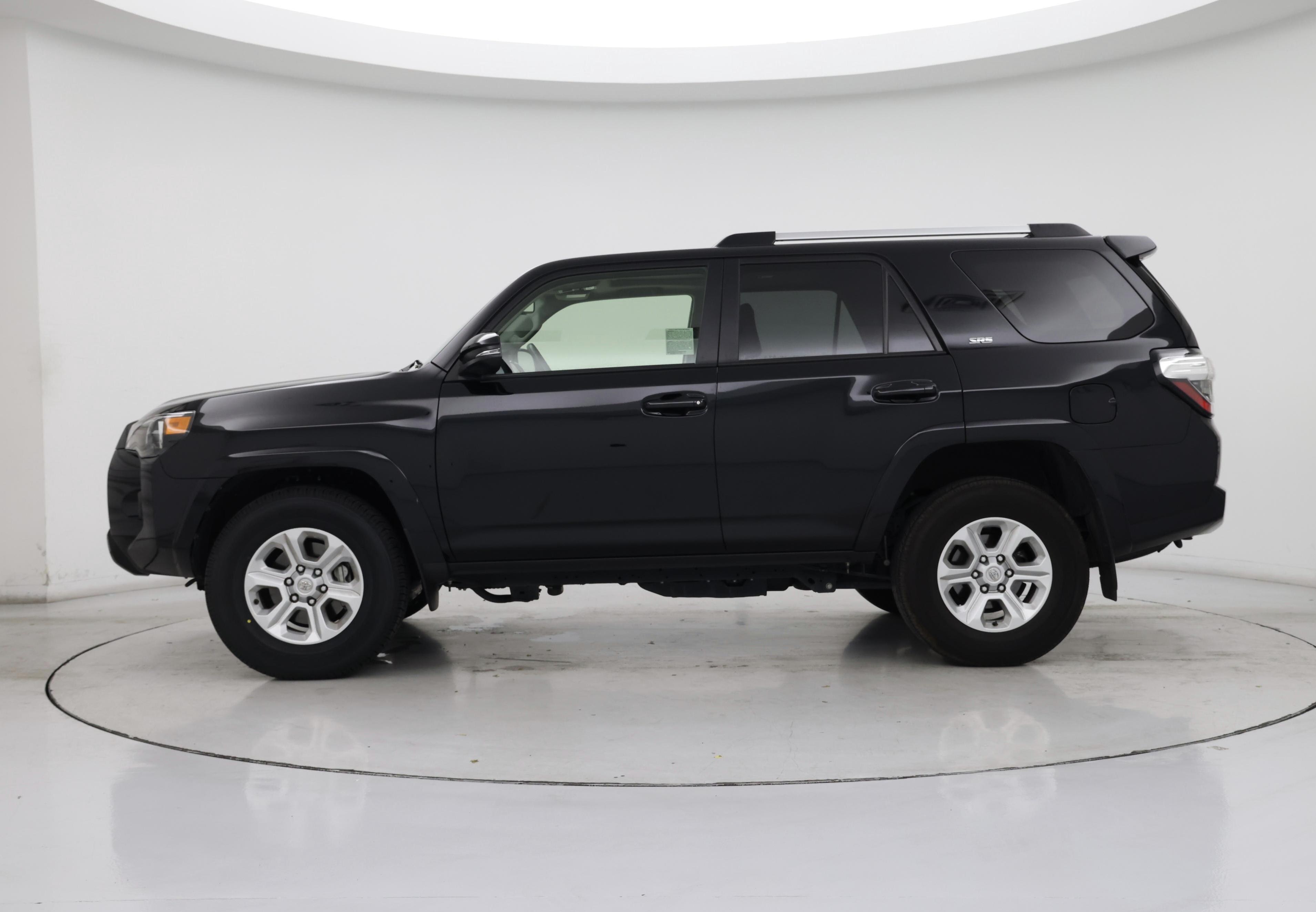 Thumbnail: 2023 Toyota 4Runner - 3