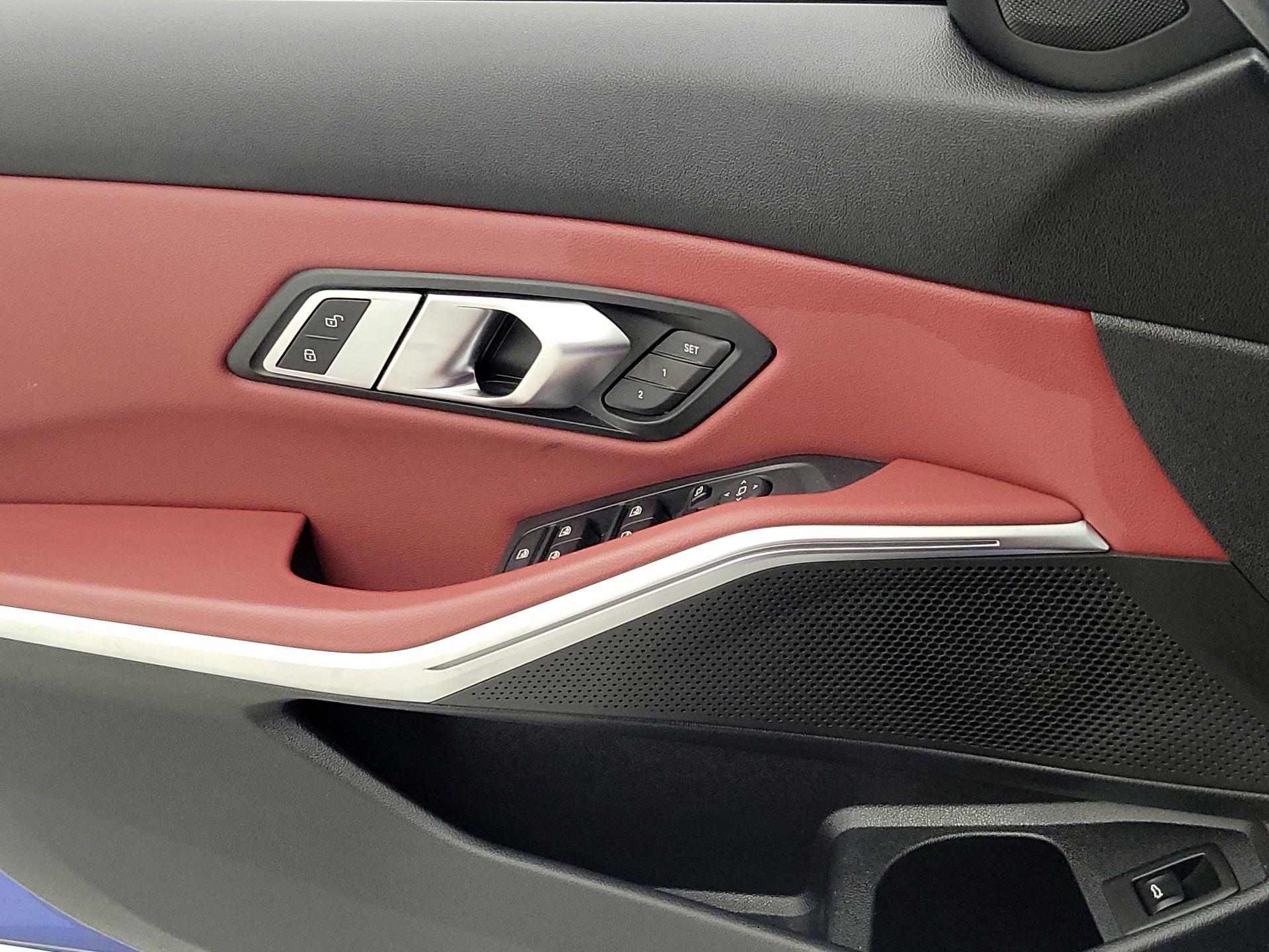Thumbnail: 2022 BMW 3 Series - 12