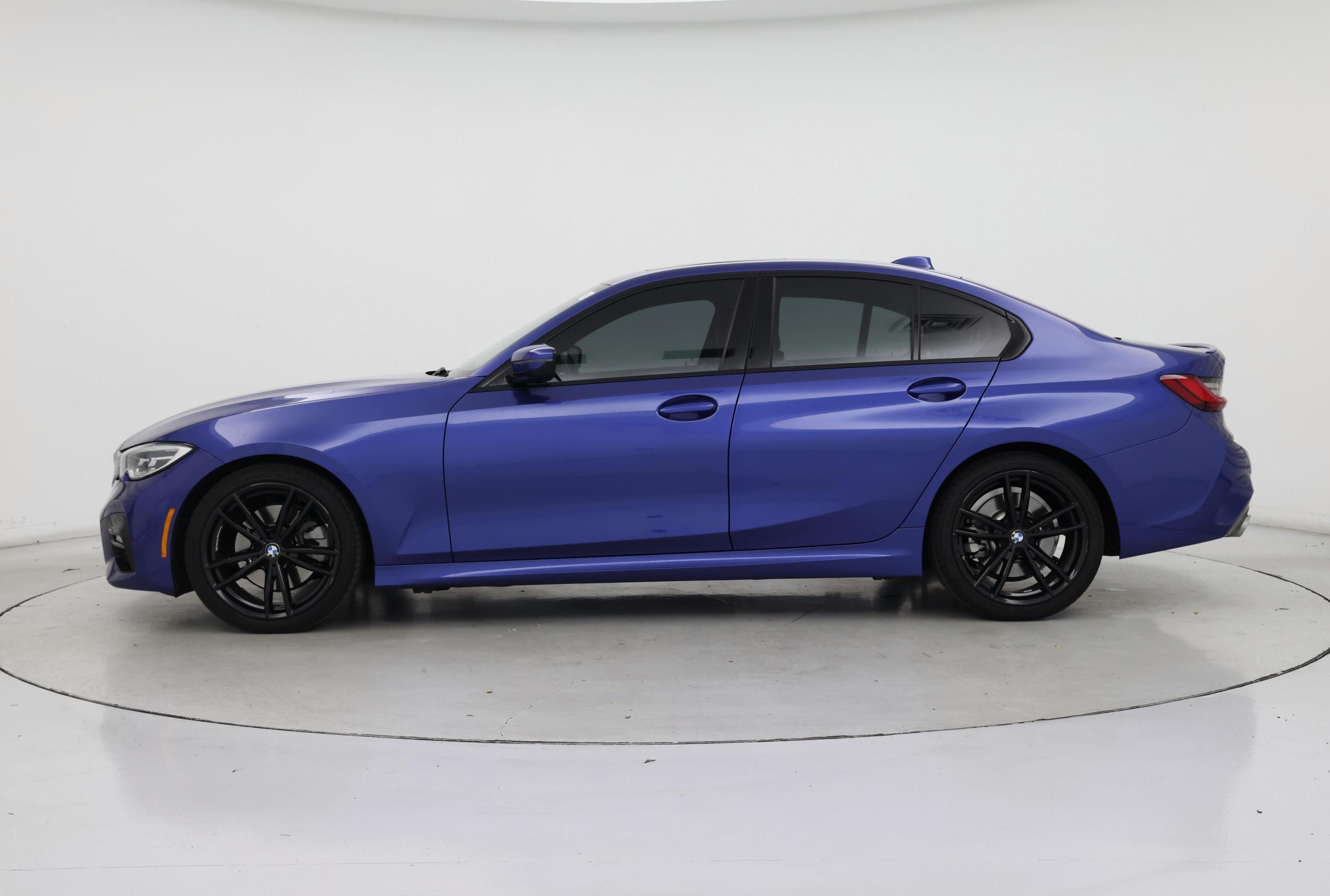Thumbnail: 2022 BMW 3 Series - 3