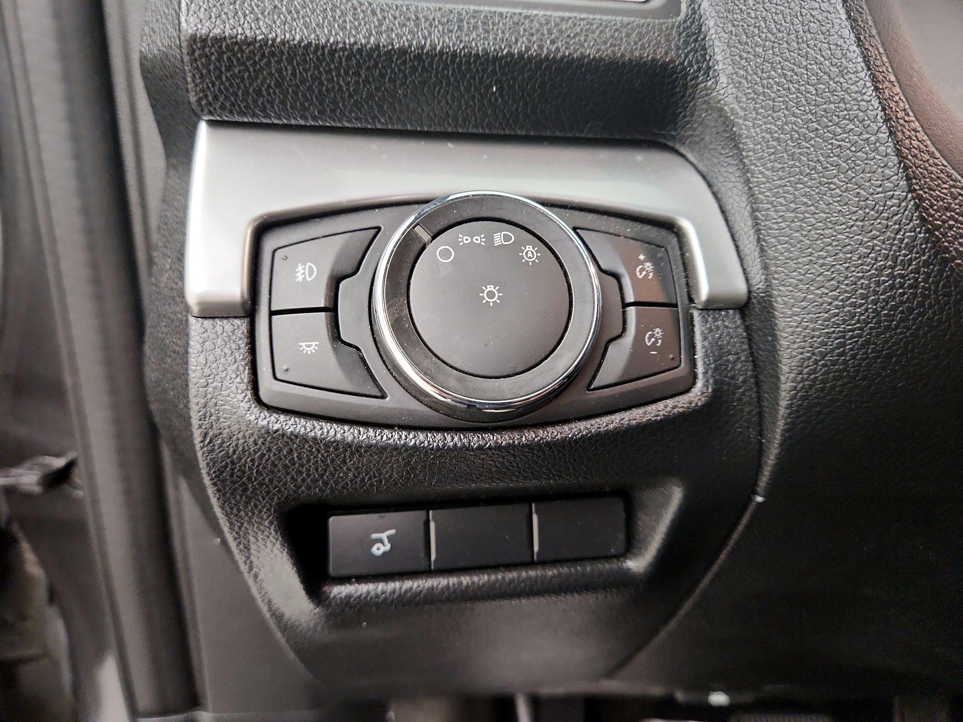 Thumbnail: 2017 Ford Explorer - 13