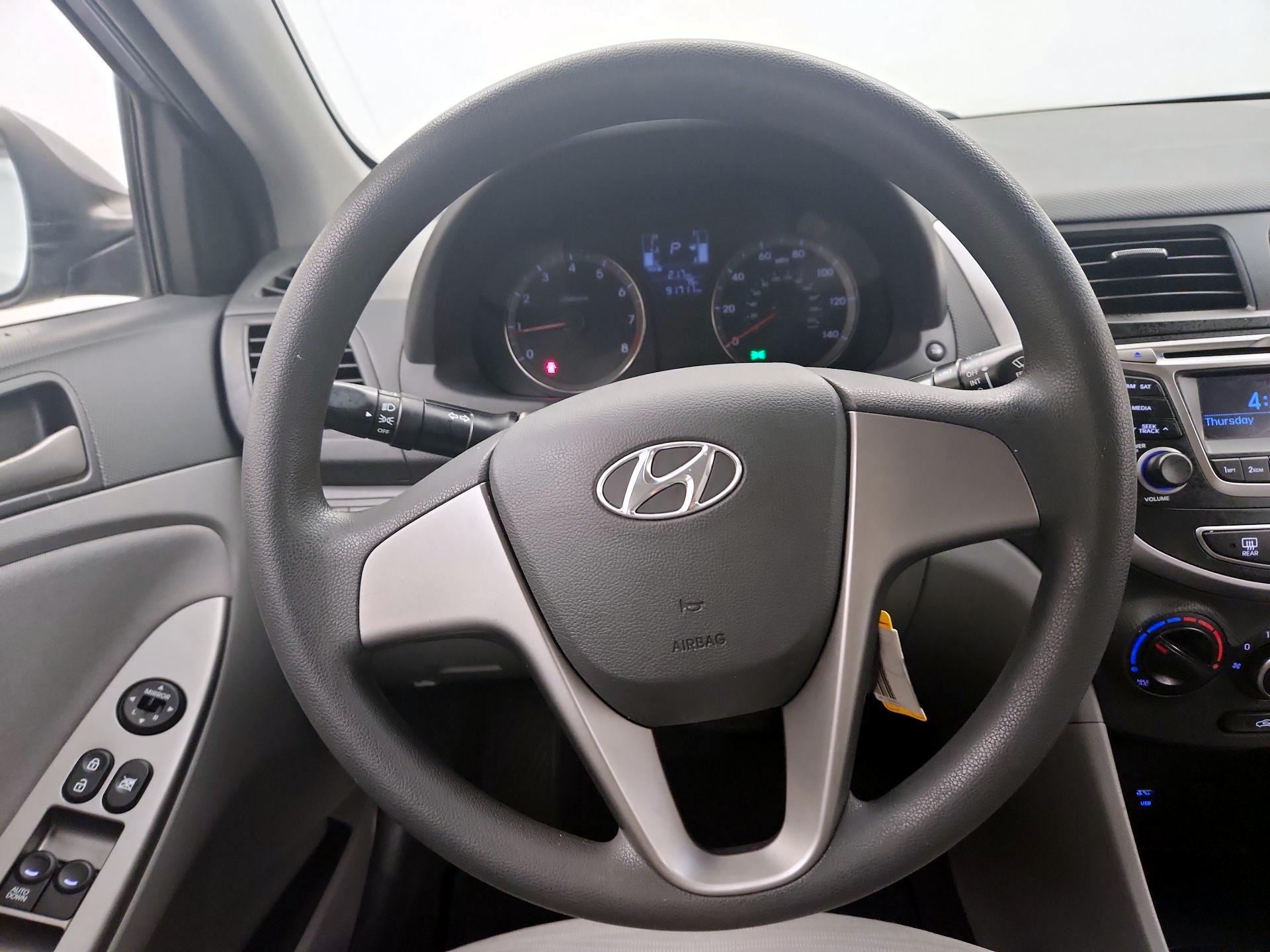 Thumbnail: 2016 Hyundai Accent - 10