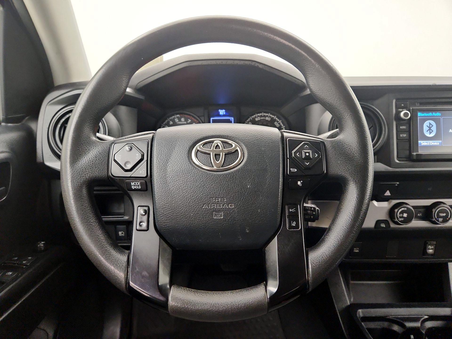 Thumbnail: 2019 Toyota Tacoma - 10