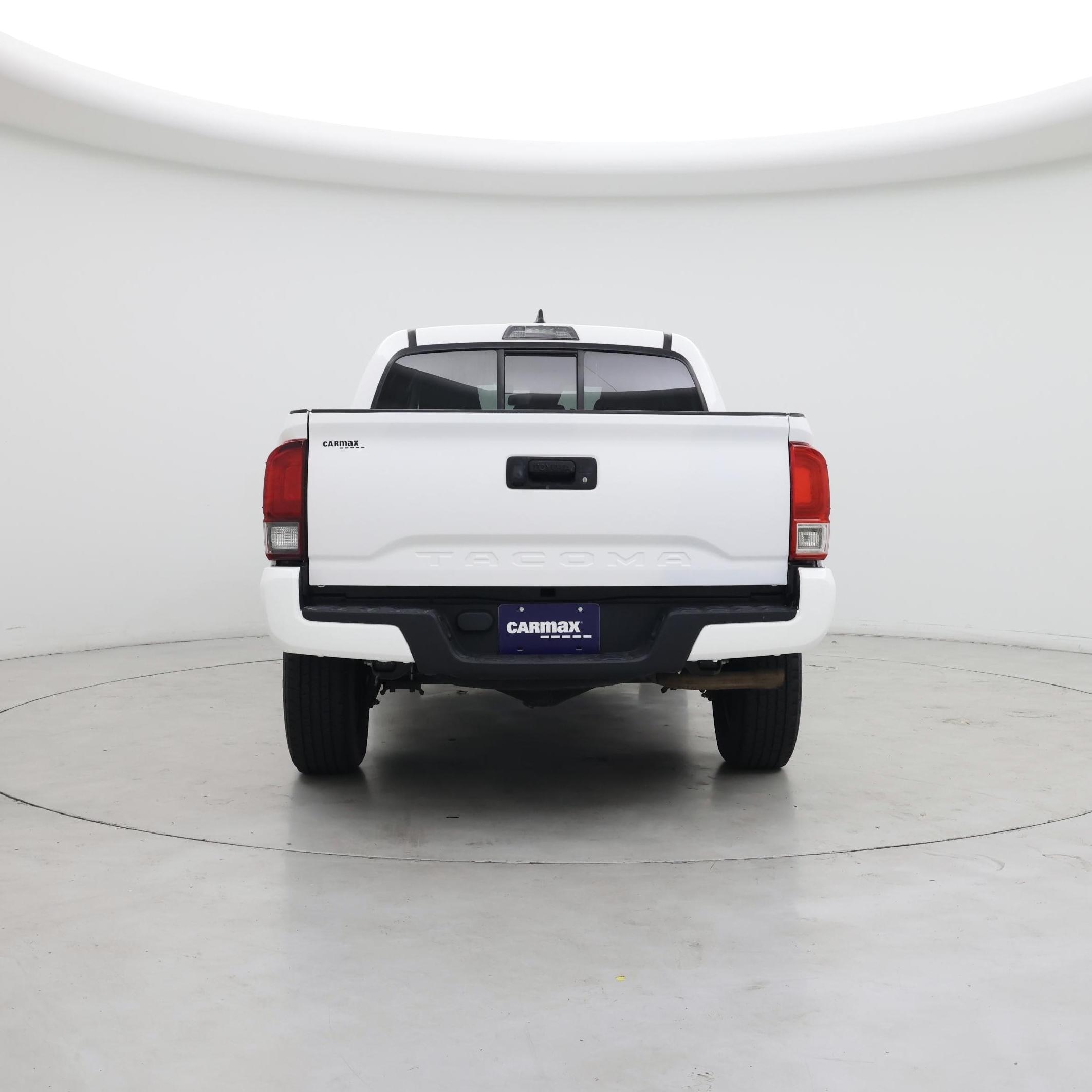 Thumbnail: 2019 Toyota Tacoma - 6