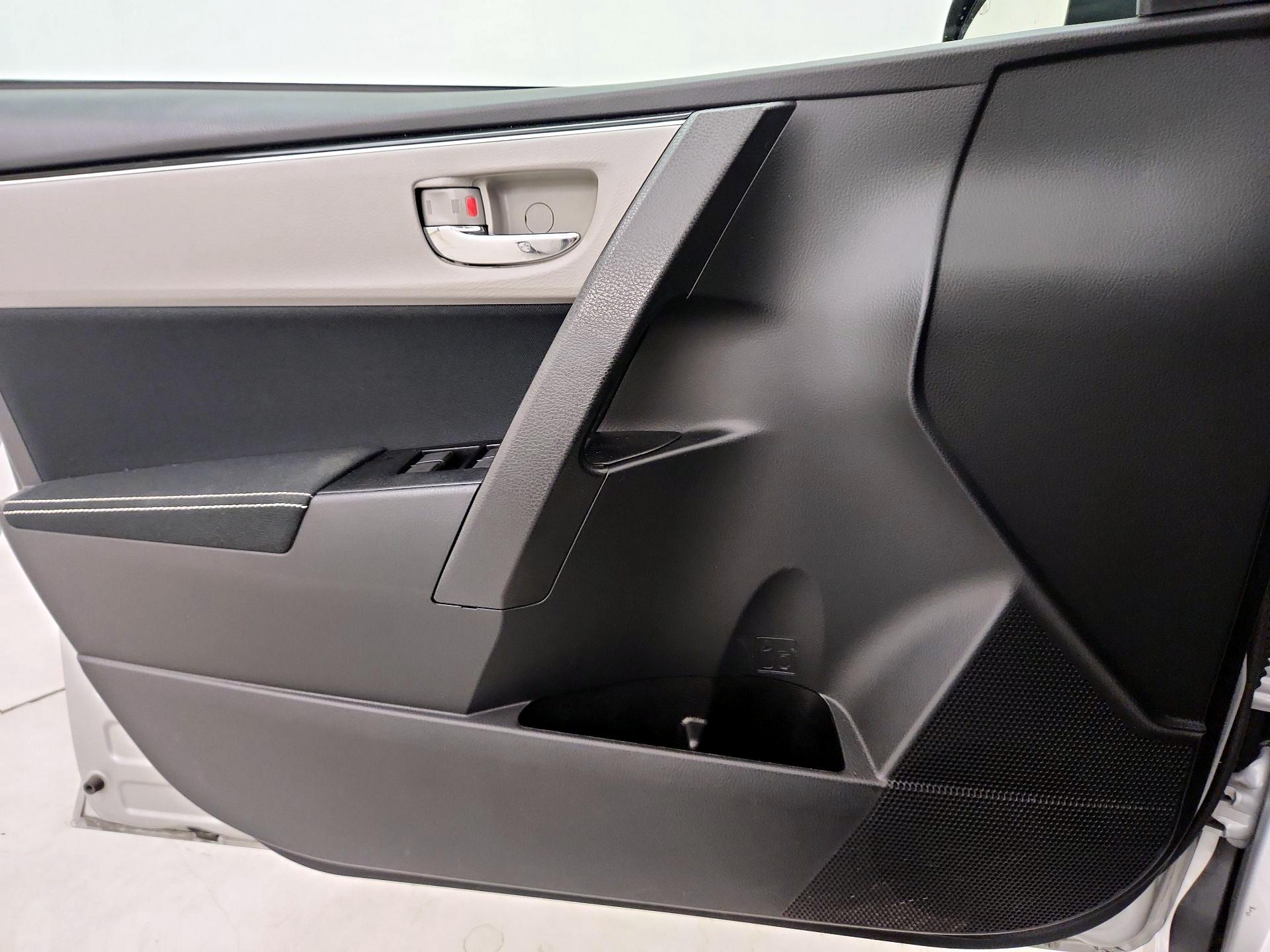 Thumbnail: 2019 Toyota Corolla - 12