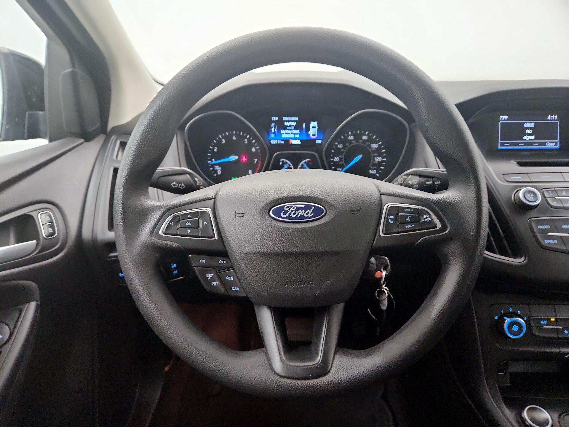 Thumbnail: 2017 Ford Focus - 10
