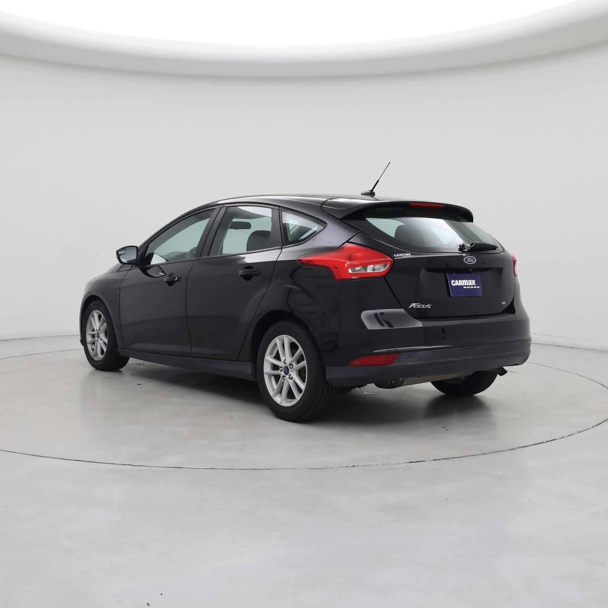 Thumbnail: 2017 Ford Focus - 2