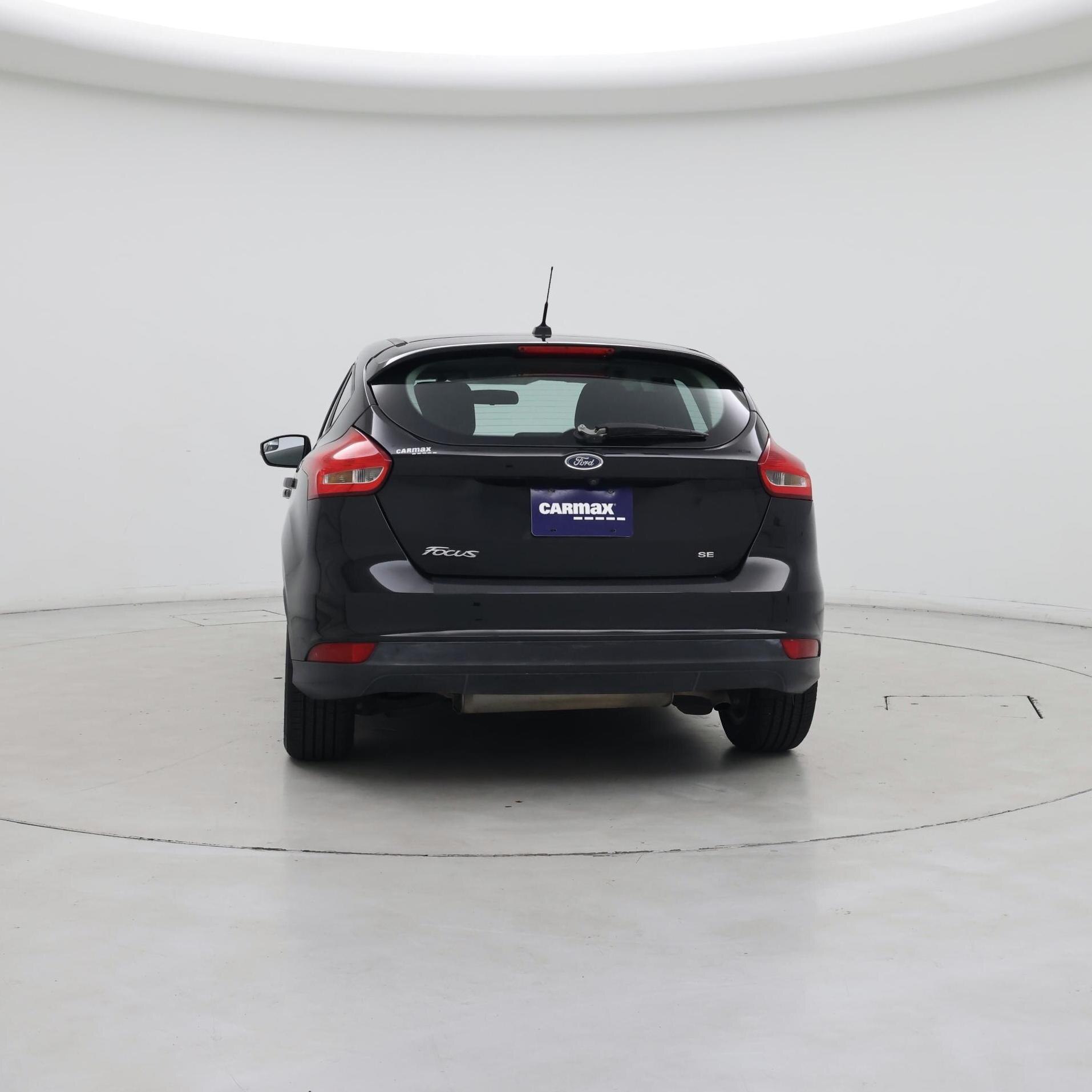 Thumbnail: 2017 Ford Focus - 6