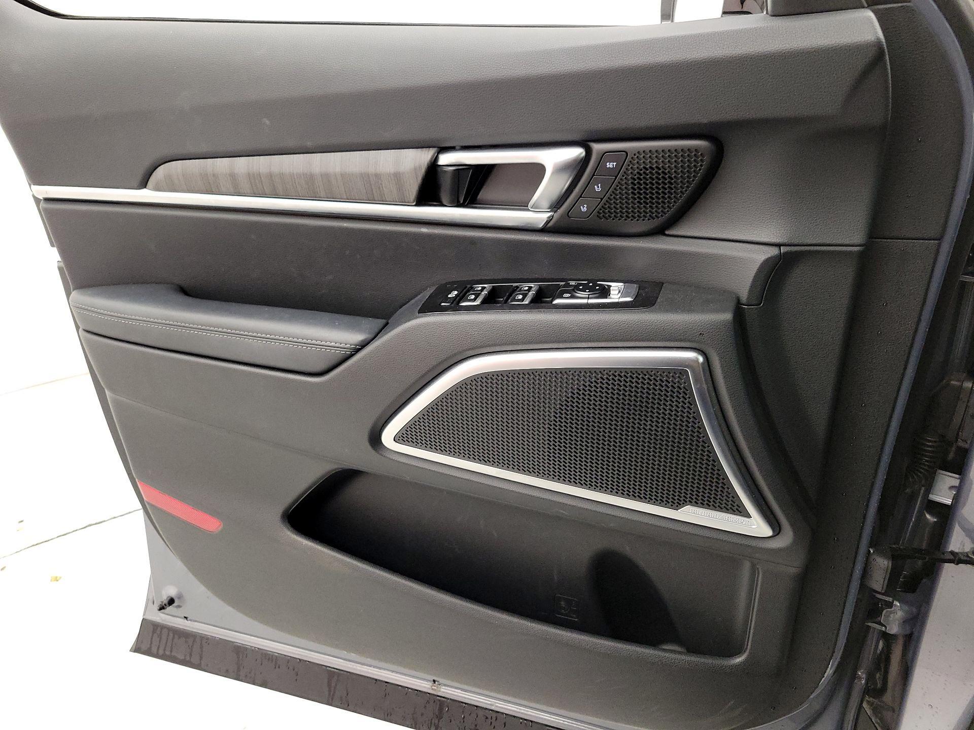 Thumbnail: 2024 Kia Telluride - 12