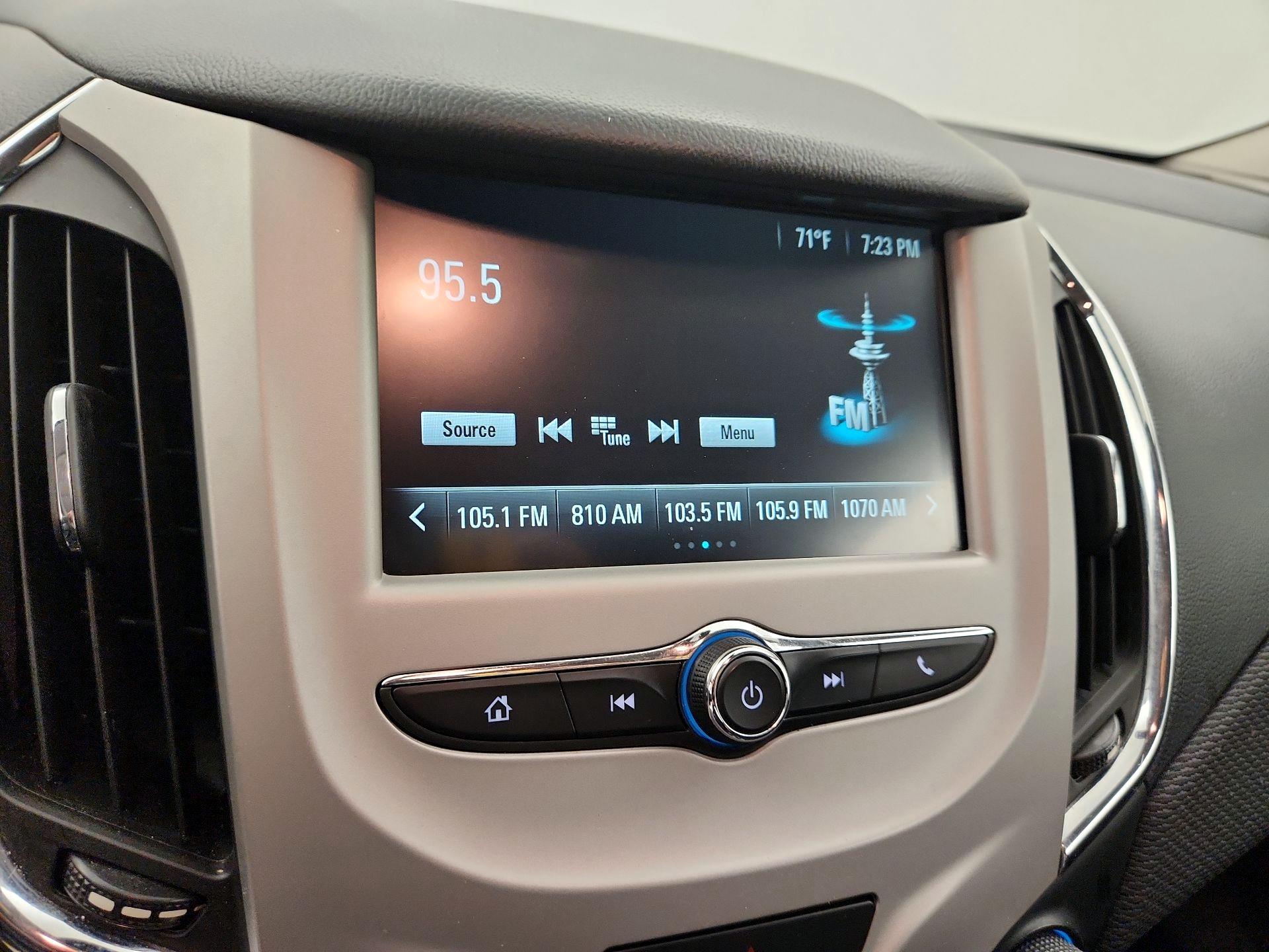 Thumbnail: 2018 Chevrolet Cruze - 15