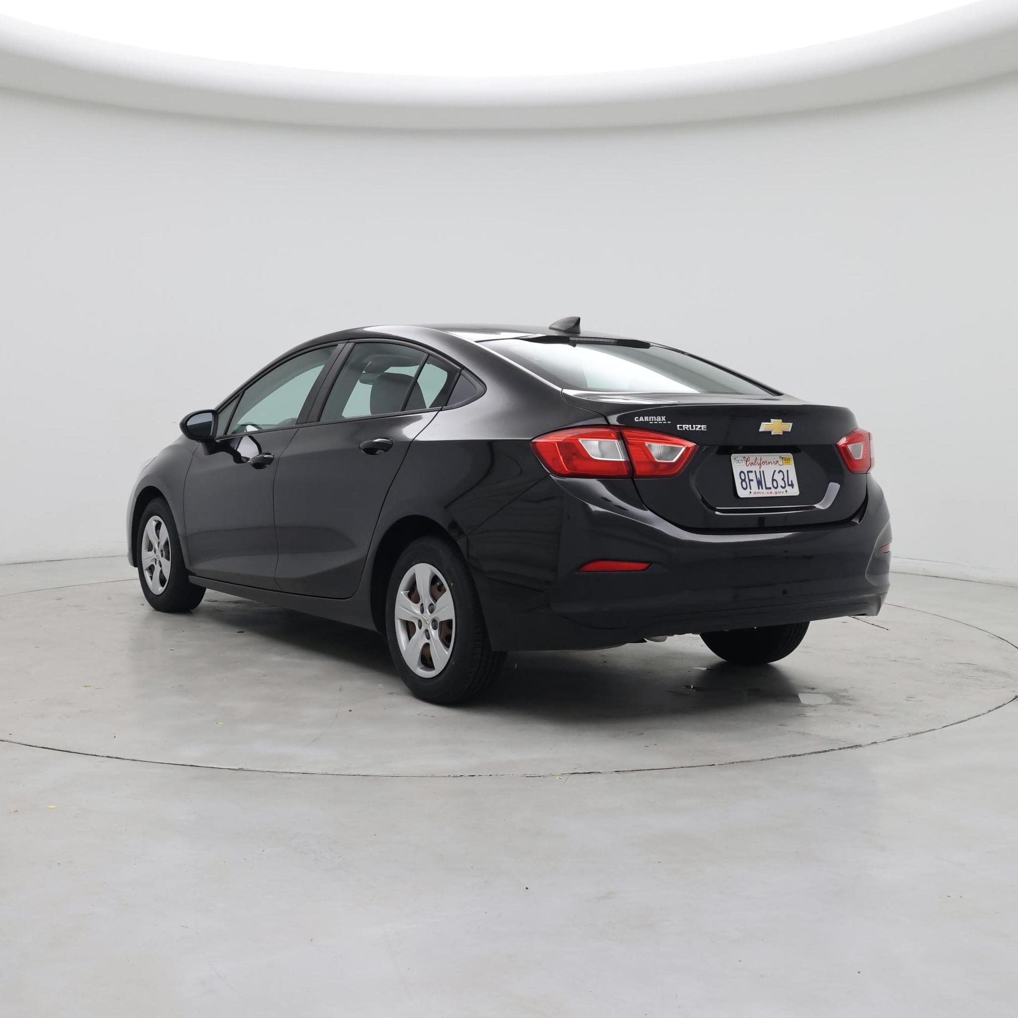 Thumbnail: 2018 Chevrolet Cruze - 2