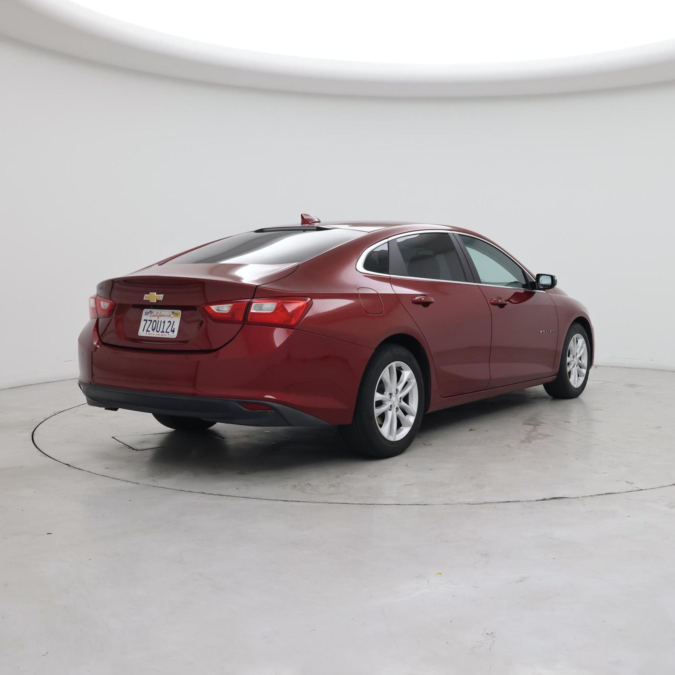Thumbnail: 2017 Chevrolet Malibu - 8