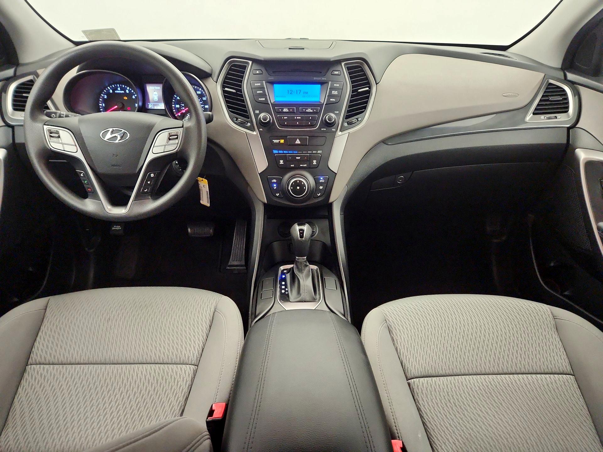 Thumbnail: 2016 Hyundai Santa Fe - 9