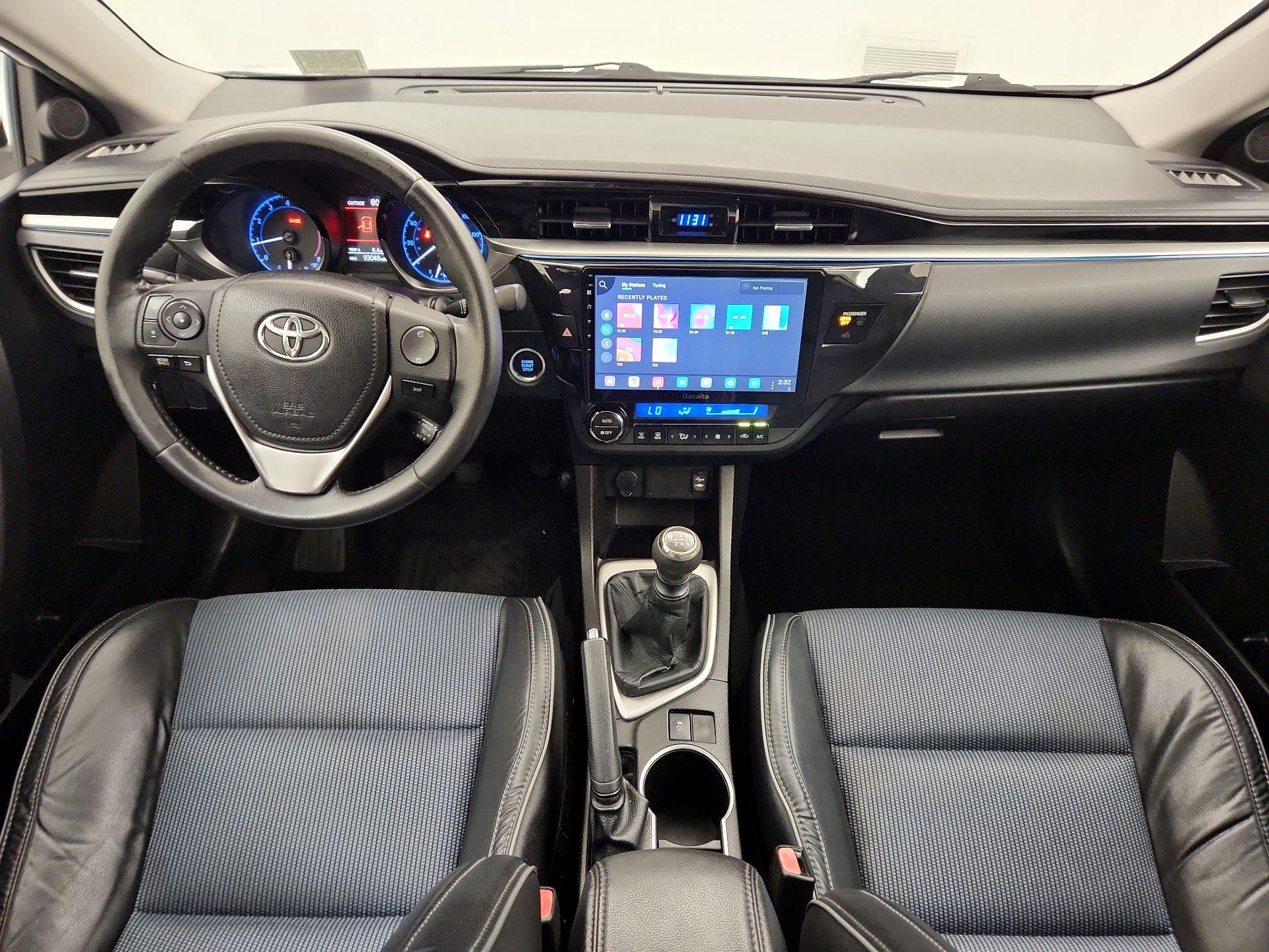 Thumbnail: 2015 Toyota Corolla - 9