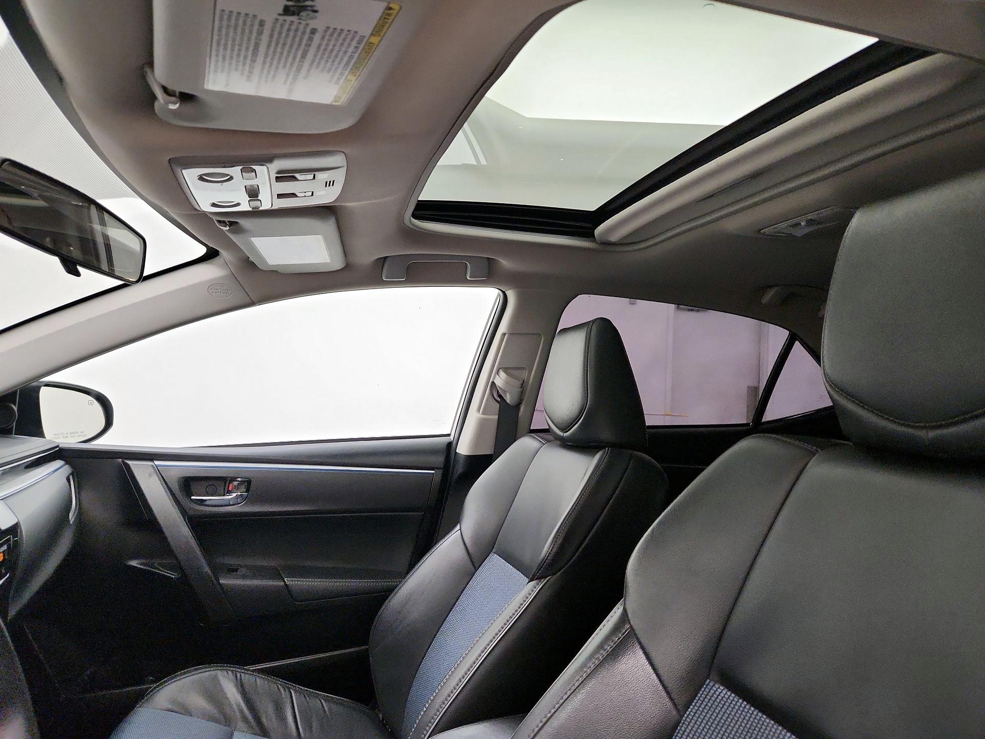 Thumbnail: 2015 Toyota Corolla - 19
