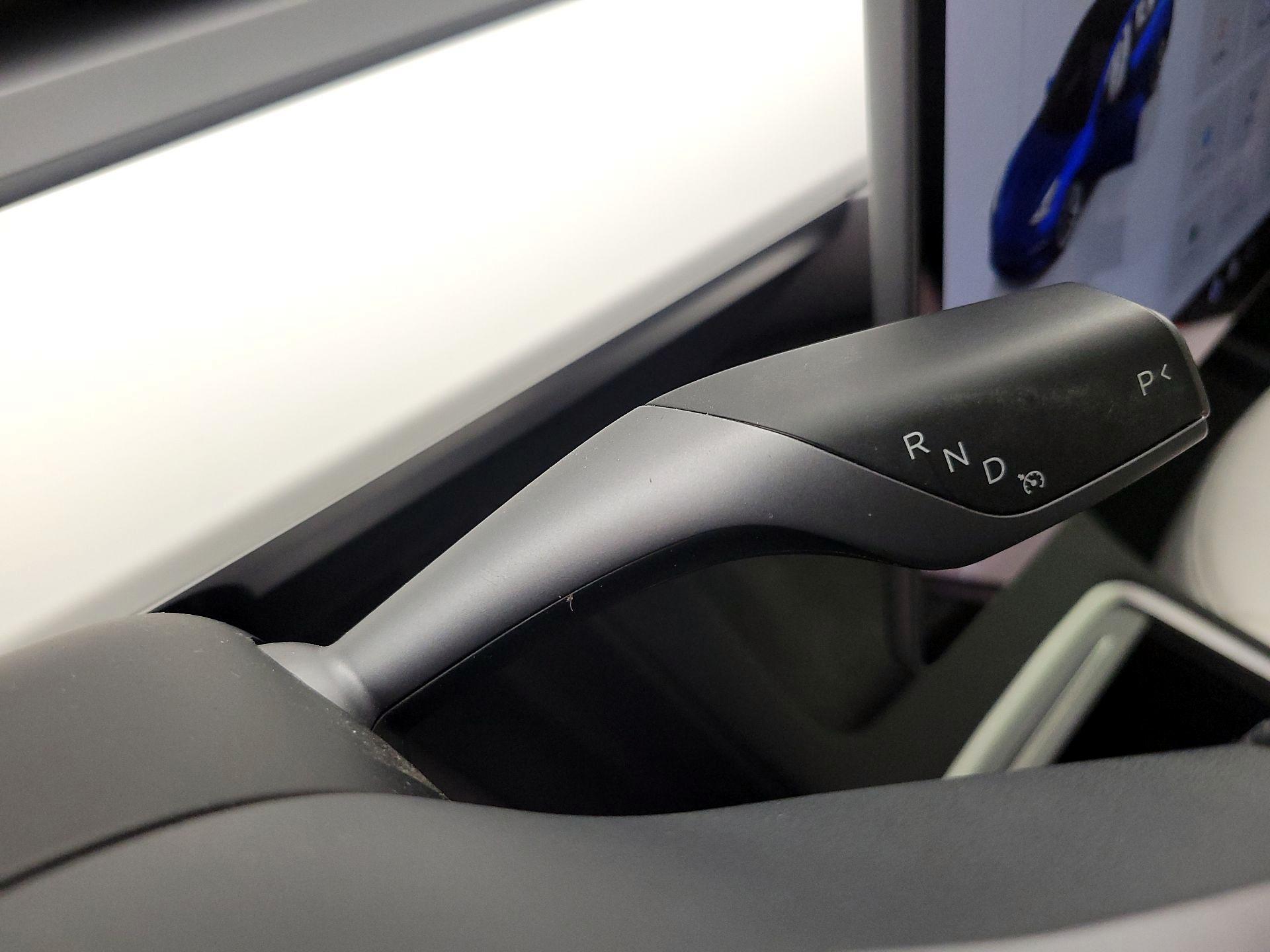 Thumbnail: 2023 Tesla Model 3 - 17
