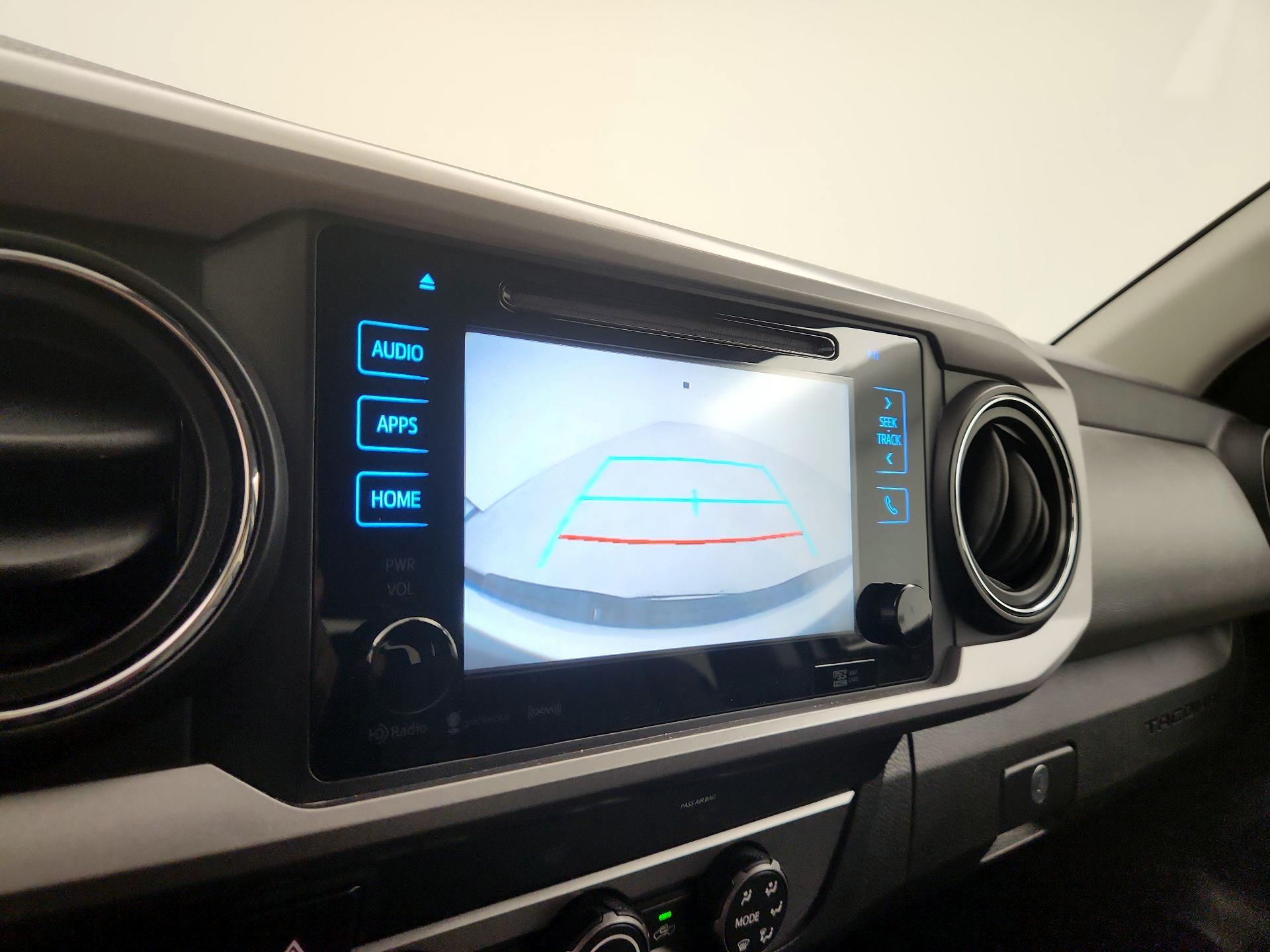 Thumbnail: 2019 Toyota Tacoma - 14