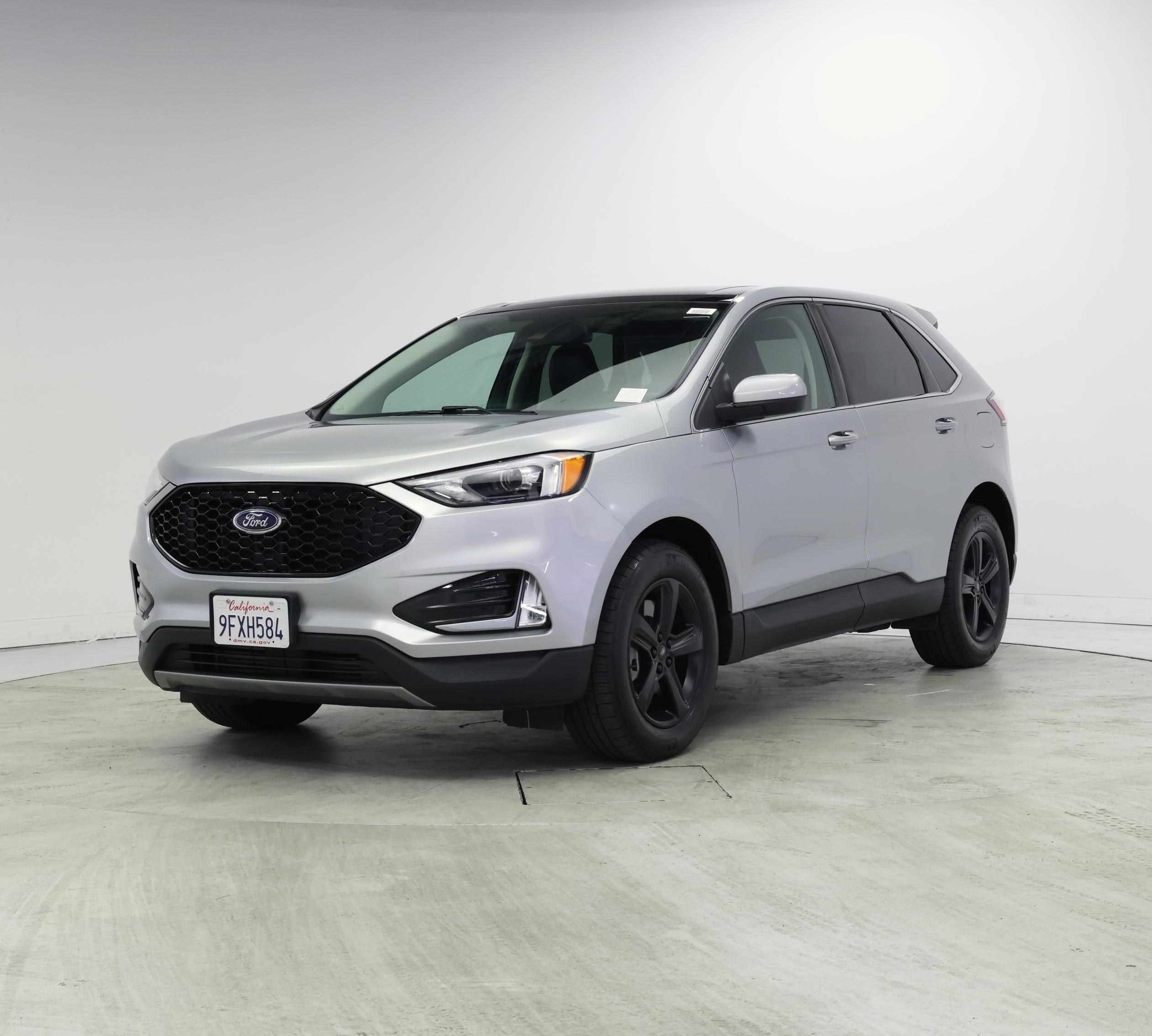 Thumbnail: 2023 Ford Edge - 4