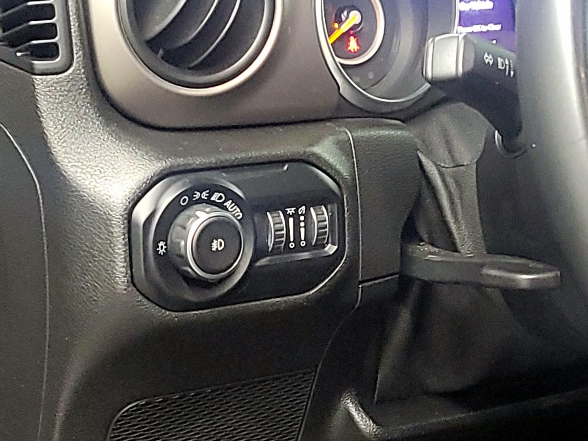 Thumbnail: 2020 Jeep Wrangler - 13