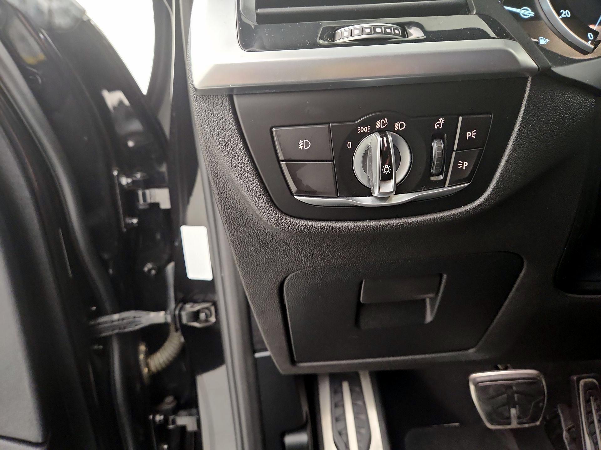 Thumbnail: 2019 BMW X3 - 13