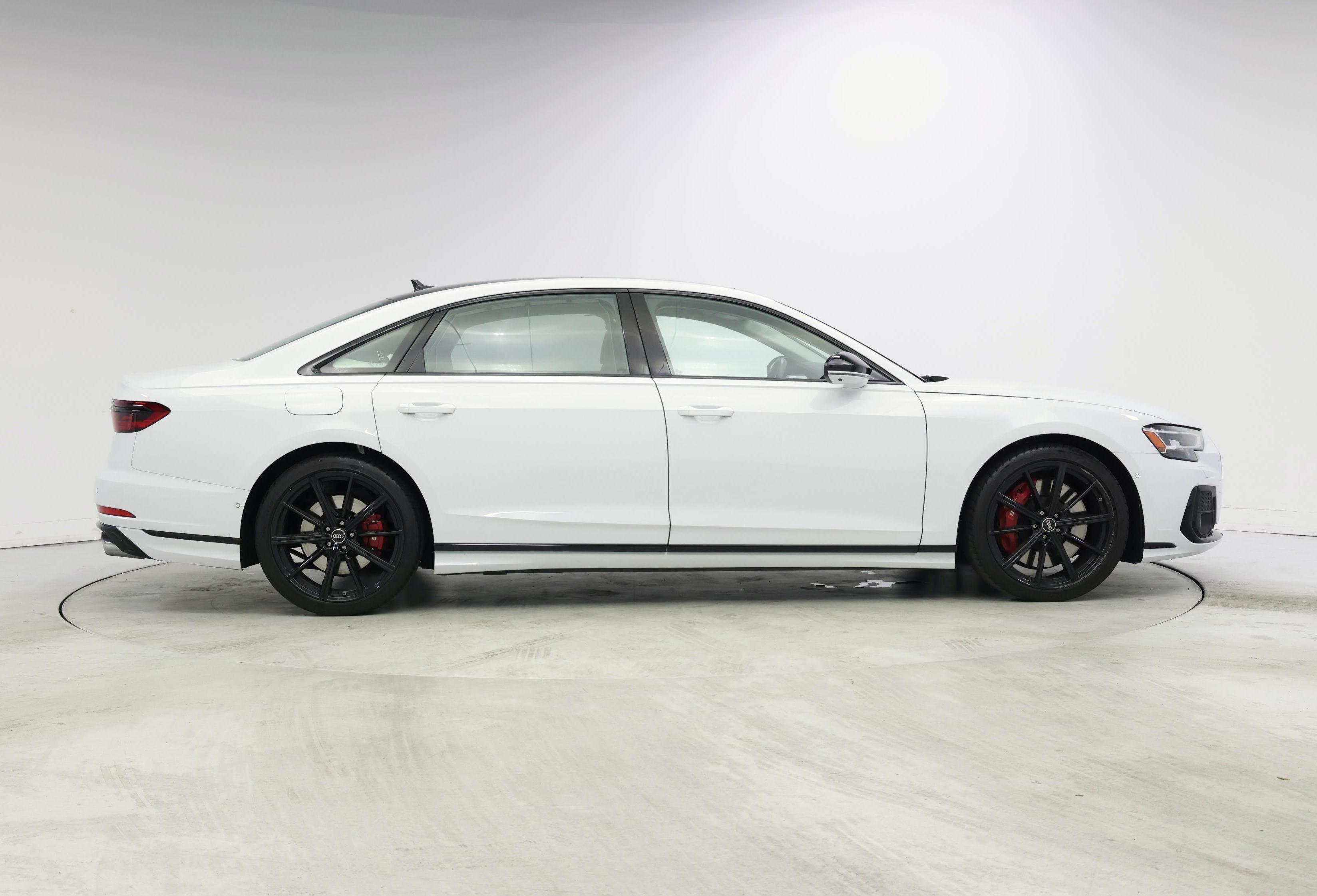 Thumbnail: 2023 Audi S8 - 7