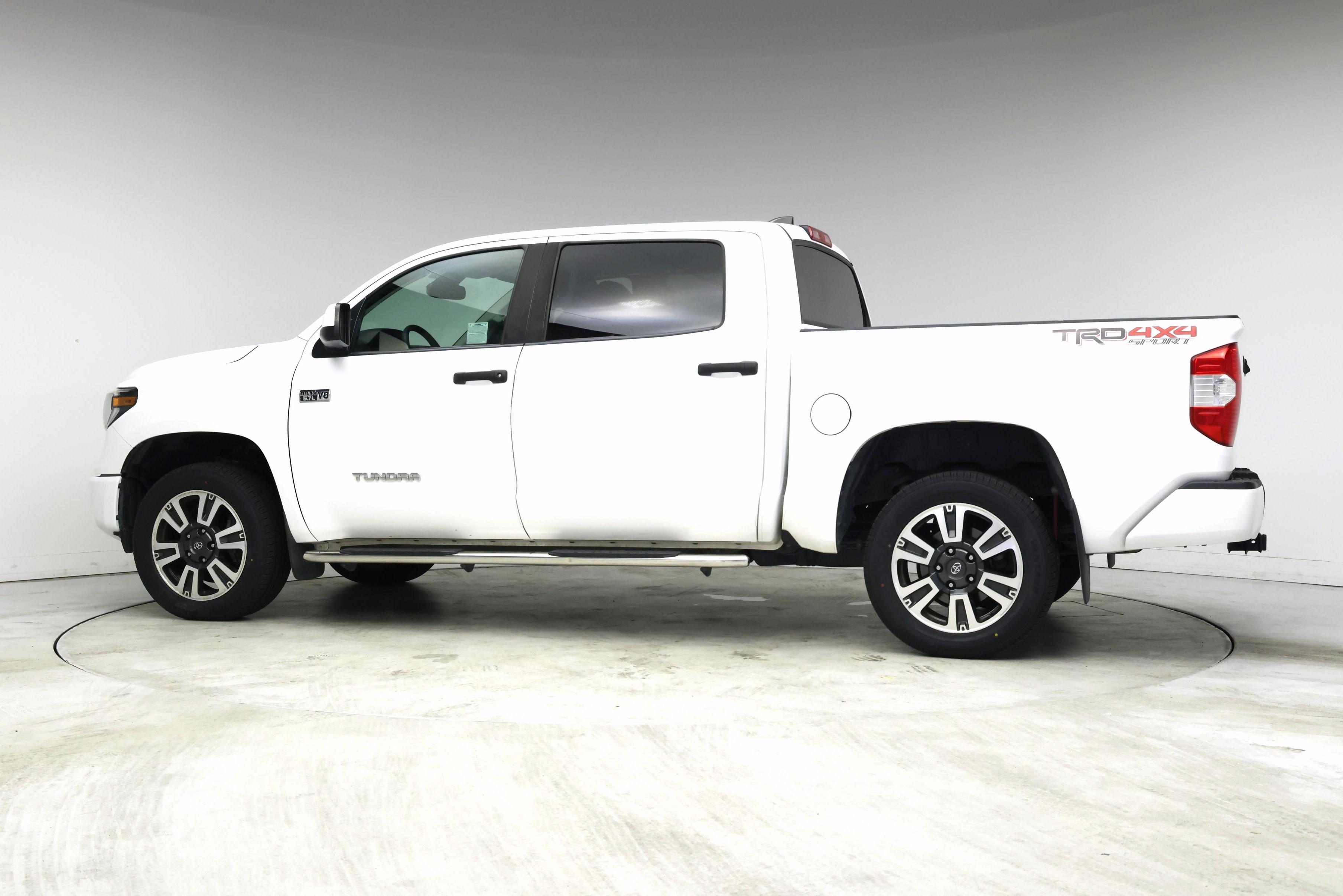 Thumbnail: 2021 Toyota Tundra - 3