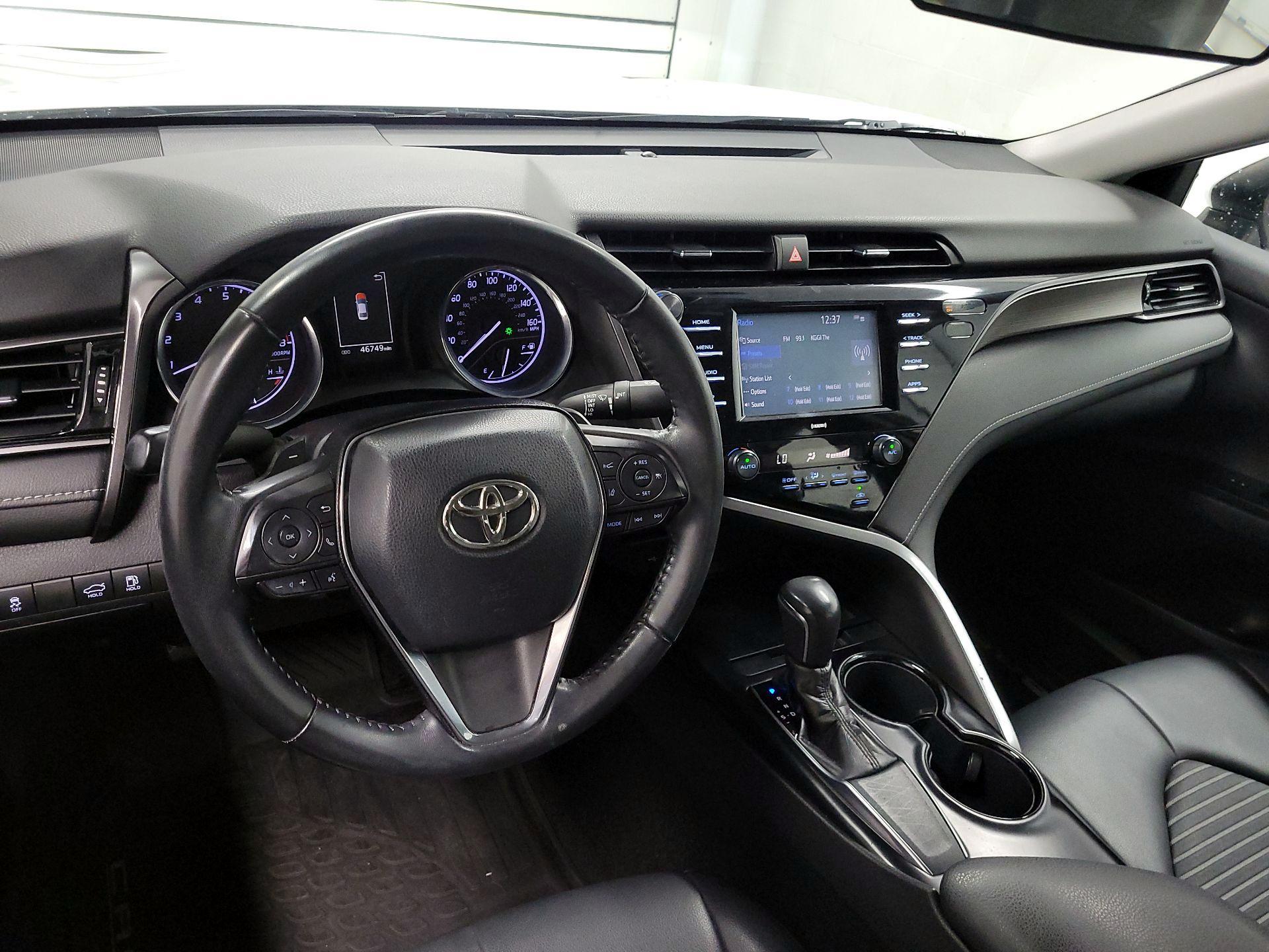 Thumbnail: 2020 Toyota Camry - 9