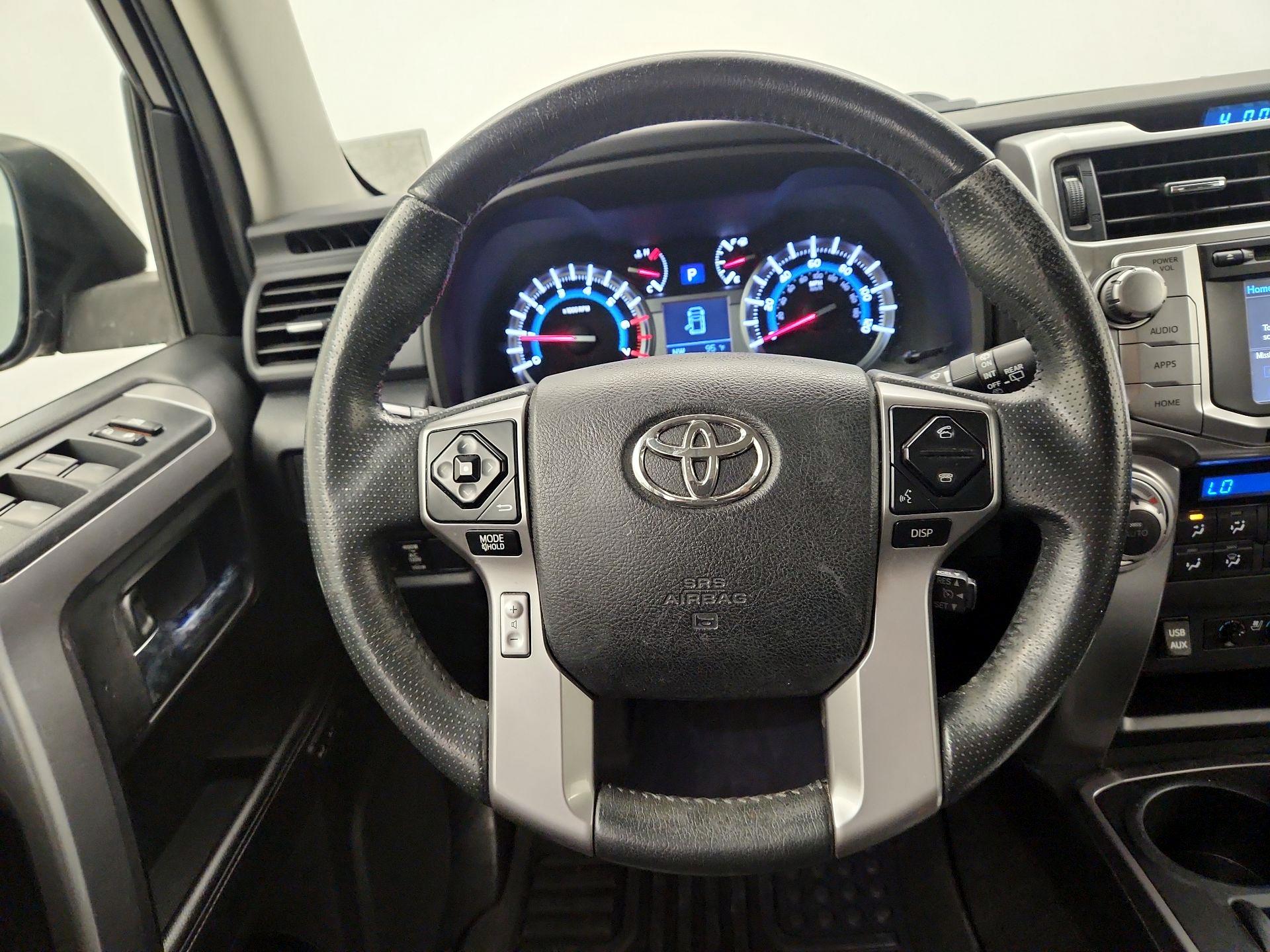 Thumbnail: 2016 Toyota 4Runner - 10