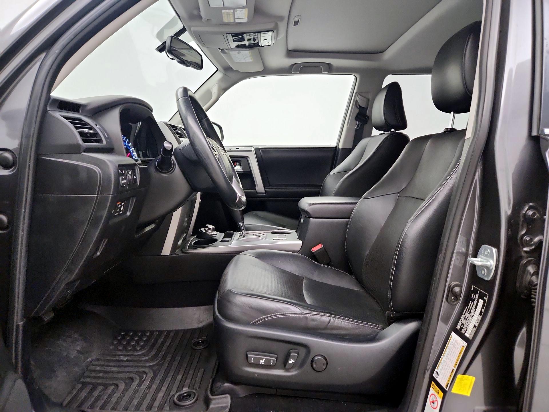 Thumbnail: 2016 Toyota 4Runner - 11