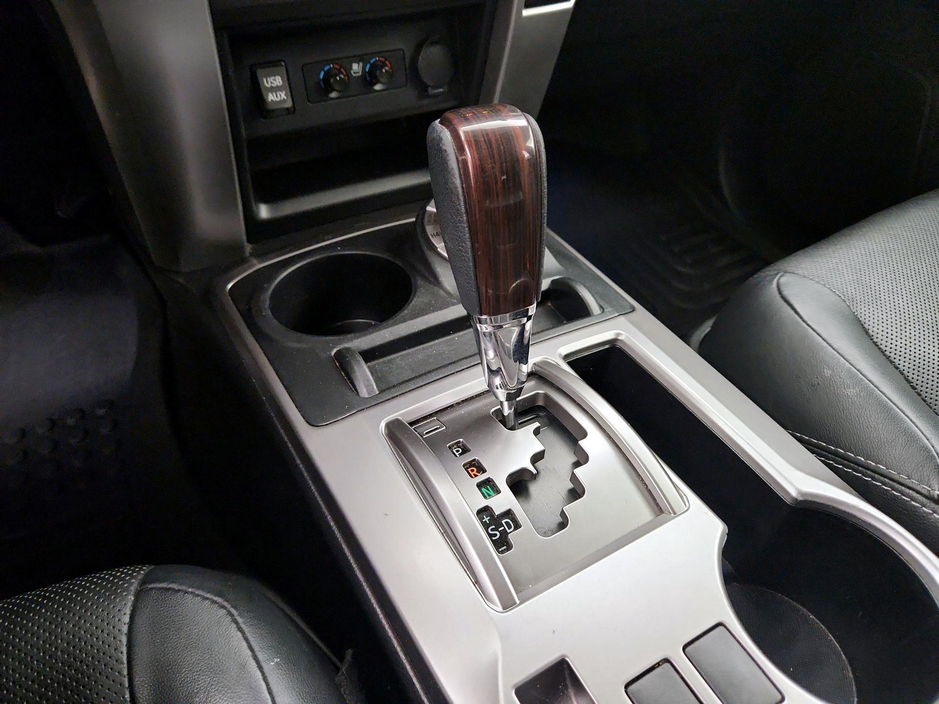 Thumbnail: 2016 Toyota 4Runner - 17