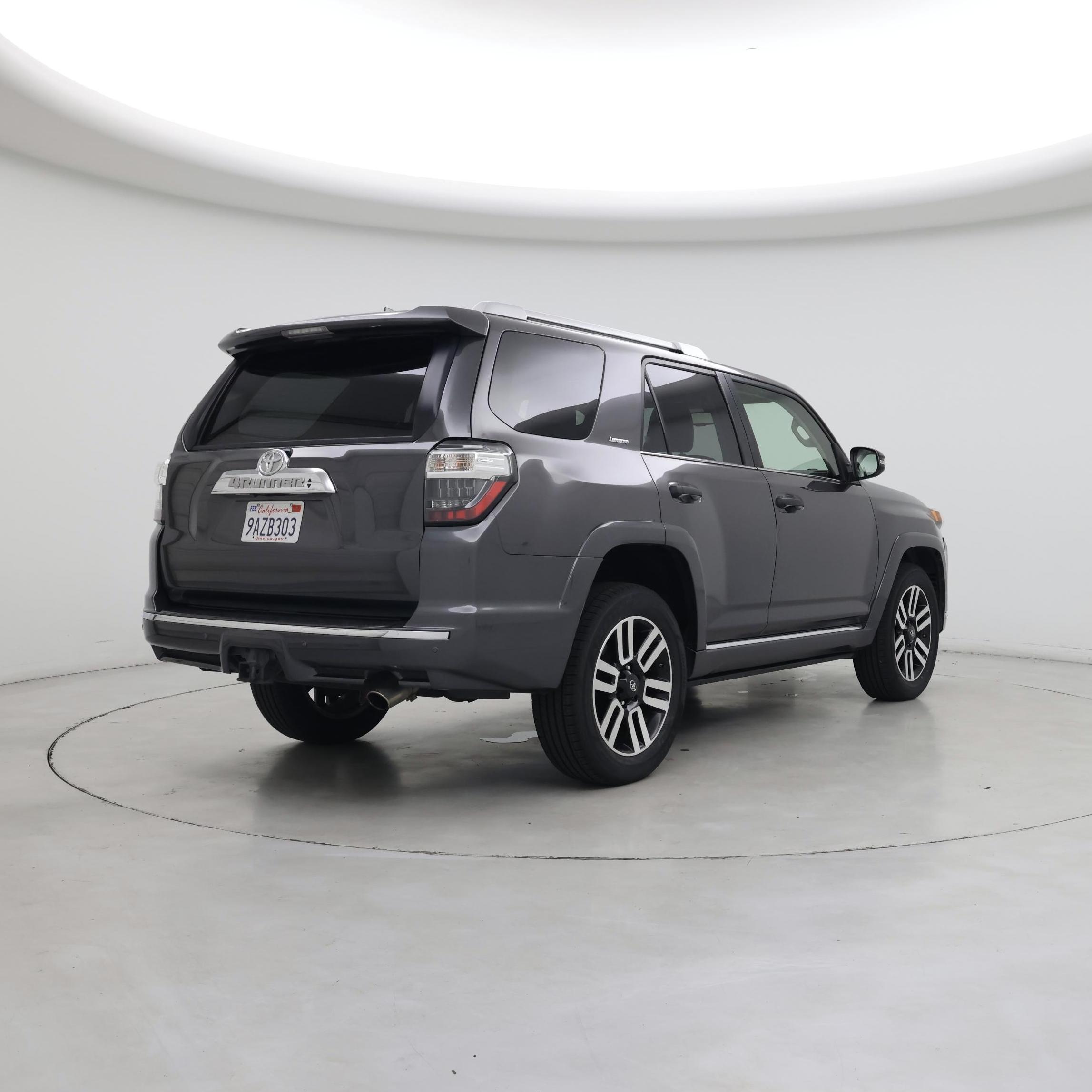 Thumbnail: 2016 Toyota 4Runner - 8