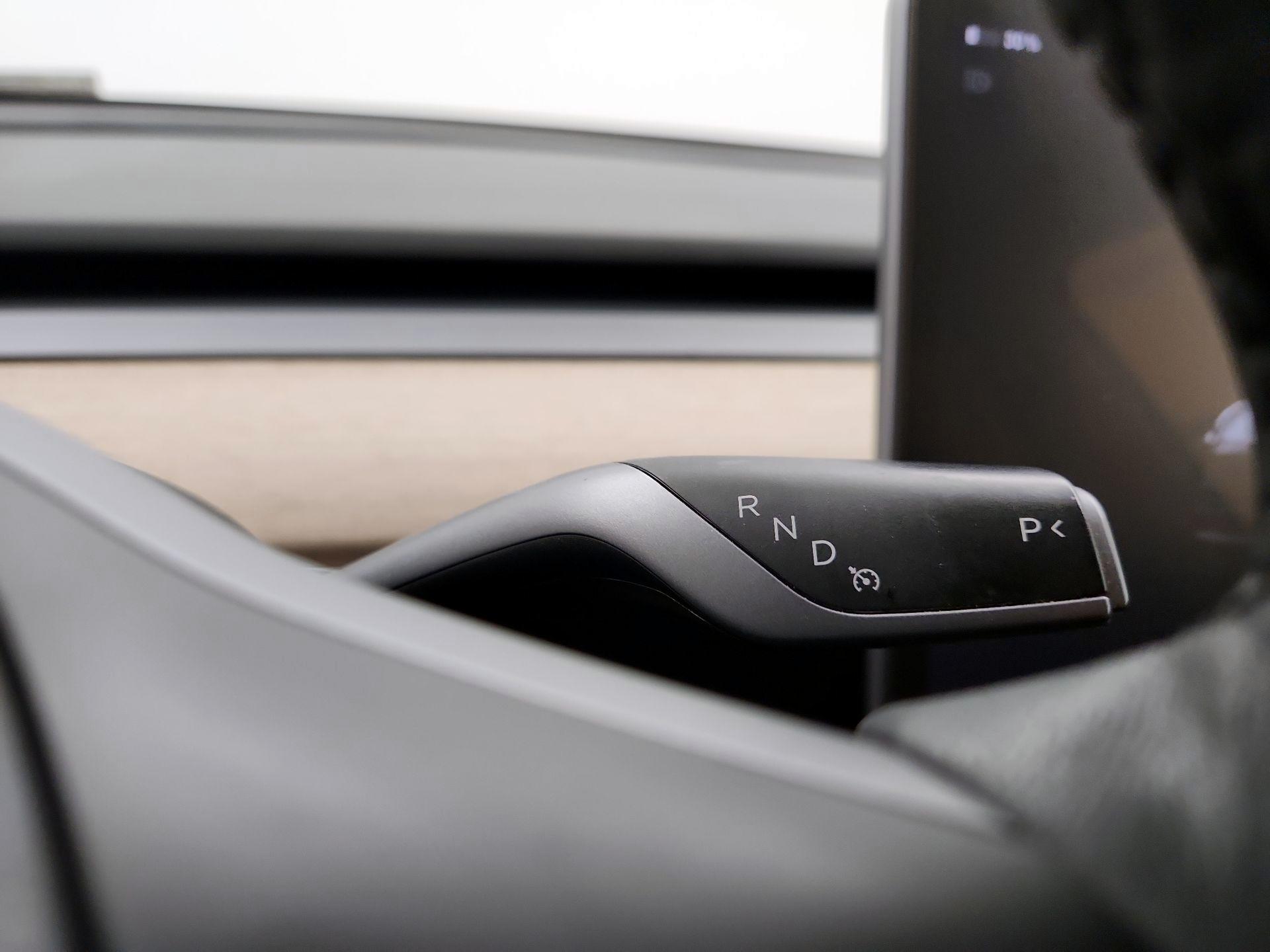 Thumbnail: 2022 Tesla Model Y - 17