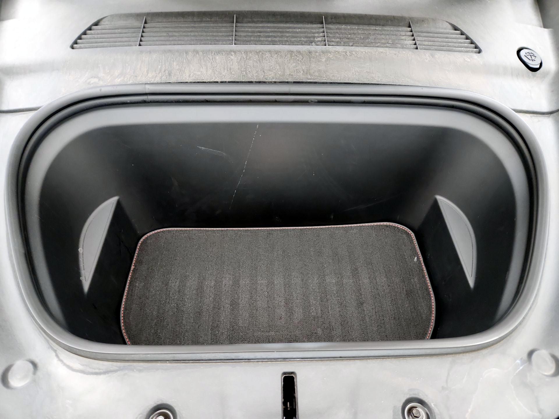 Thumbnail: 2022 Tesla Model Y - 20
