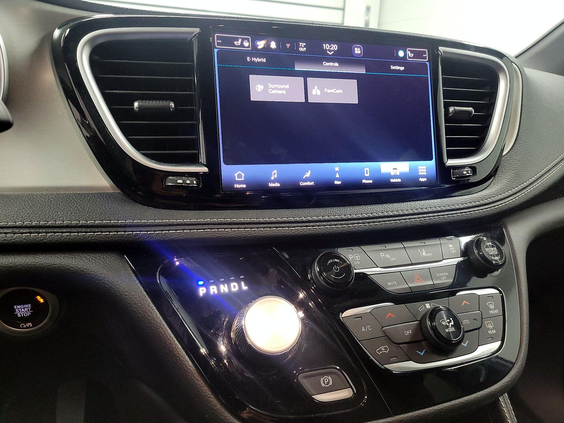 Thumbnail: 2023 Chrysler Pacifica - 15
