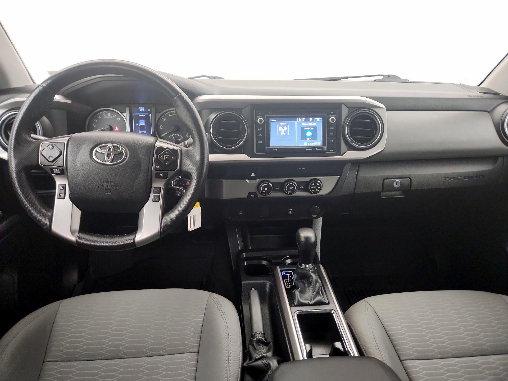 Thumbnail: 2019 Toyota Tacoma - 9