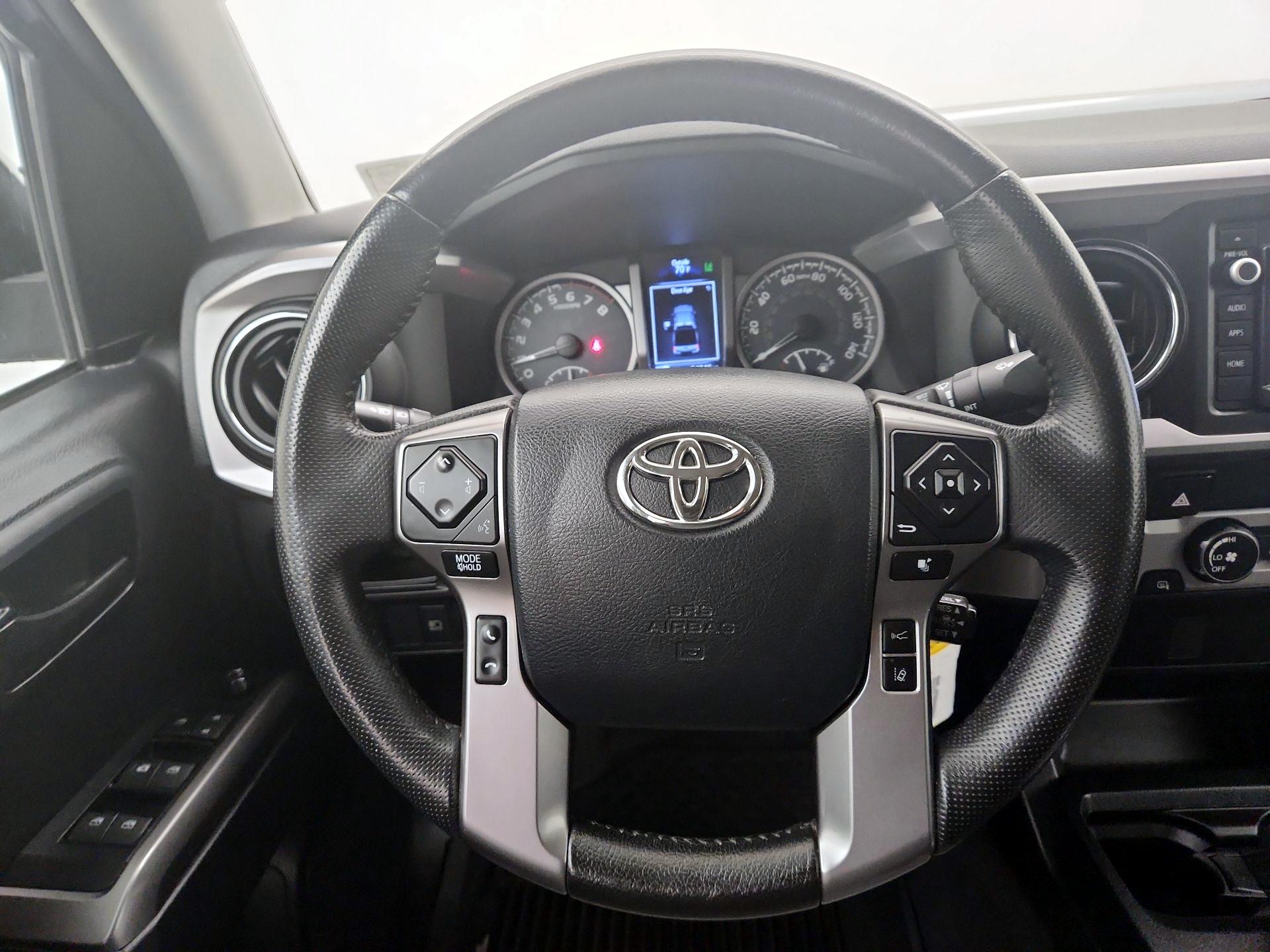 Thumbnail: 2019 Toyota Tacoma - 10