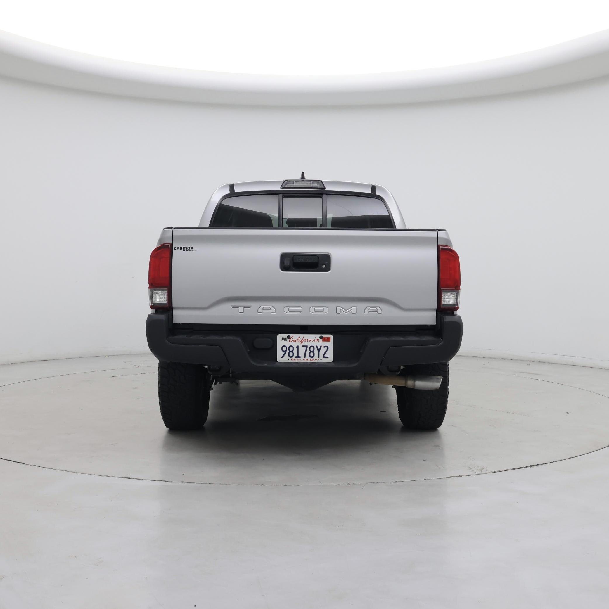 Thumbnail: 2019 Toyota Tacoma - 6