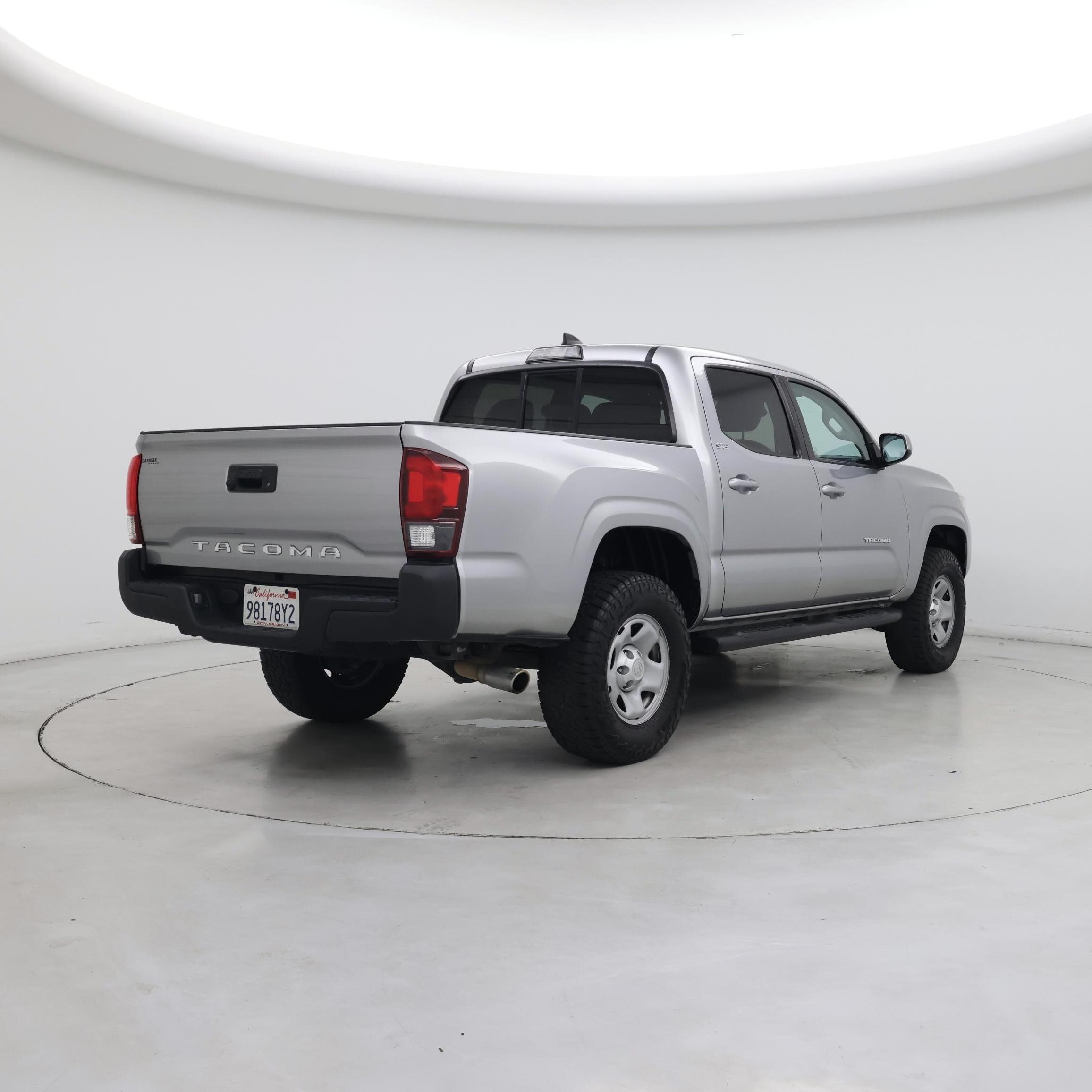 Thumbnail: 2019 Toyota Tacoma - 8