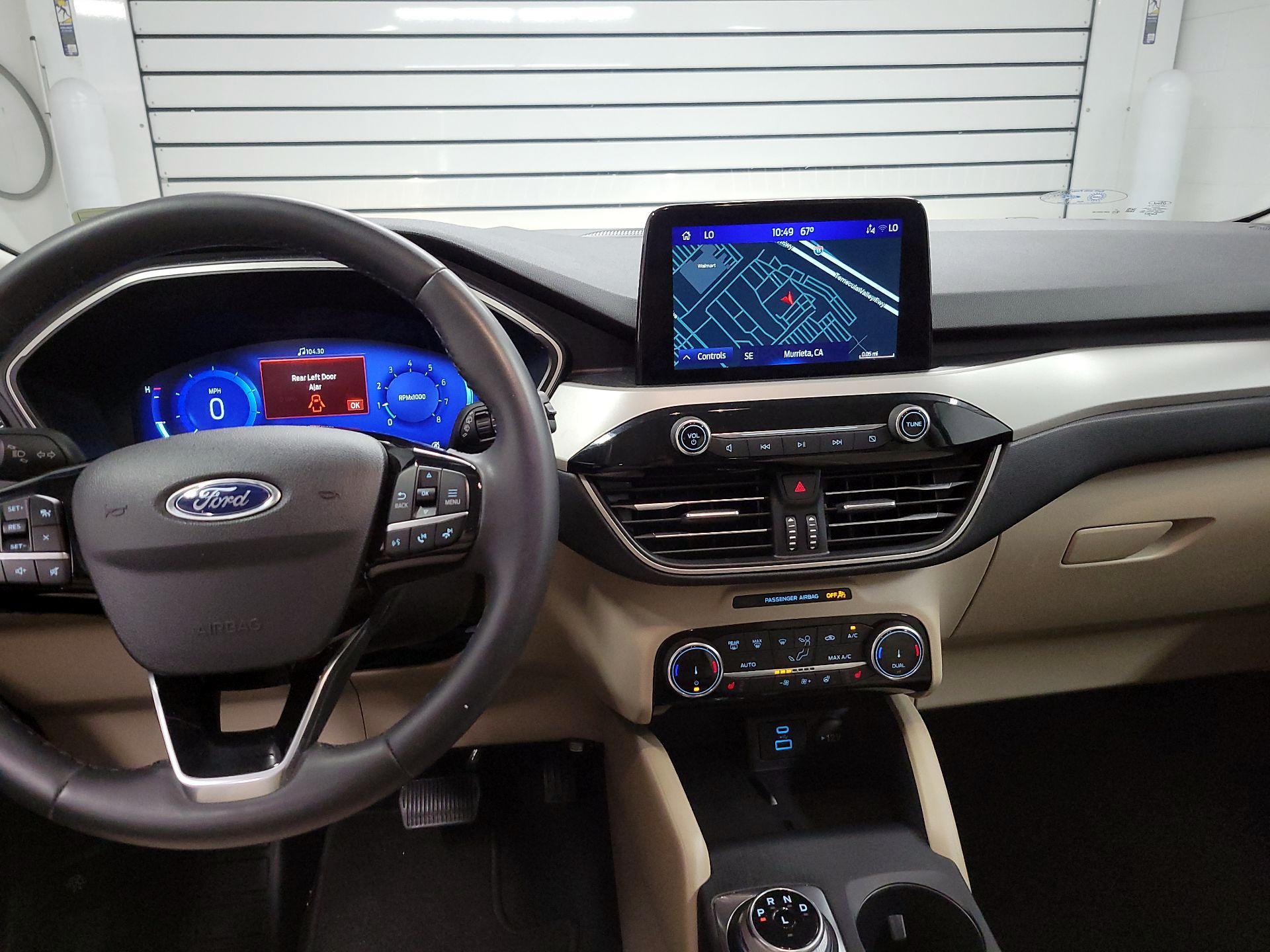 Thumbnail: 2022 Ford Escape - 9