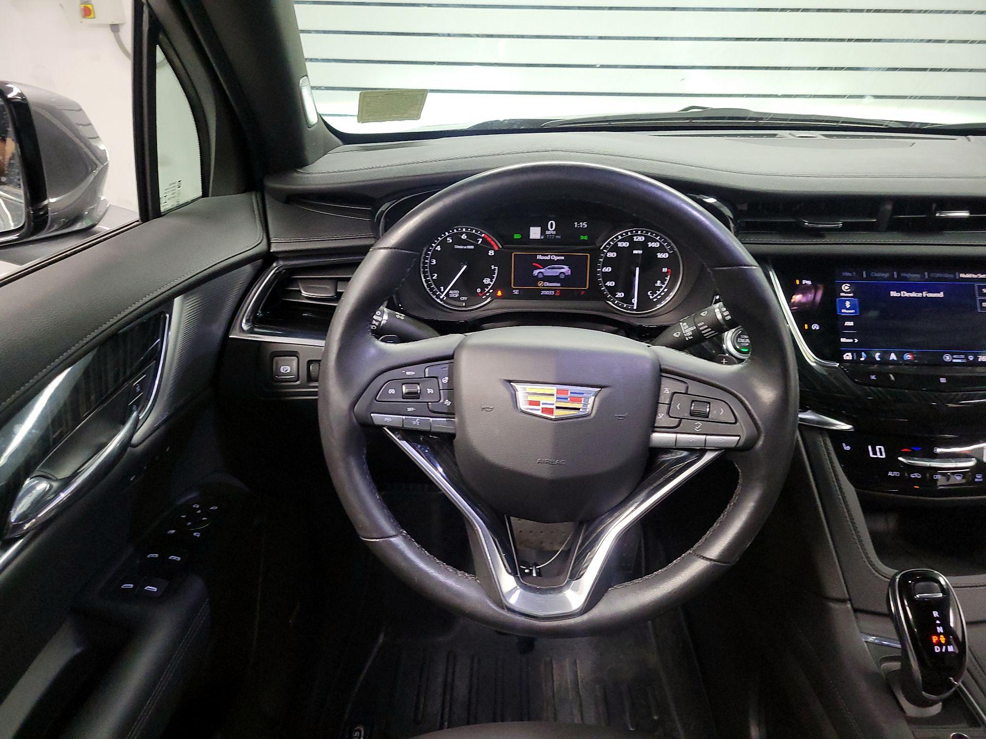 Thumbnail: 2021 Cadillac XT6 - 10