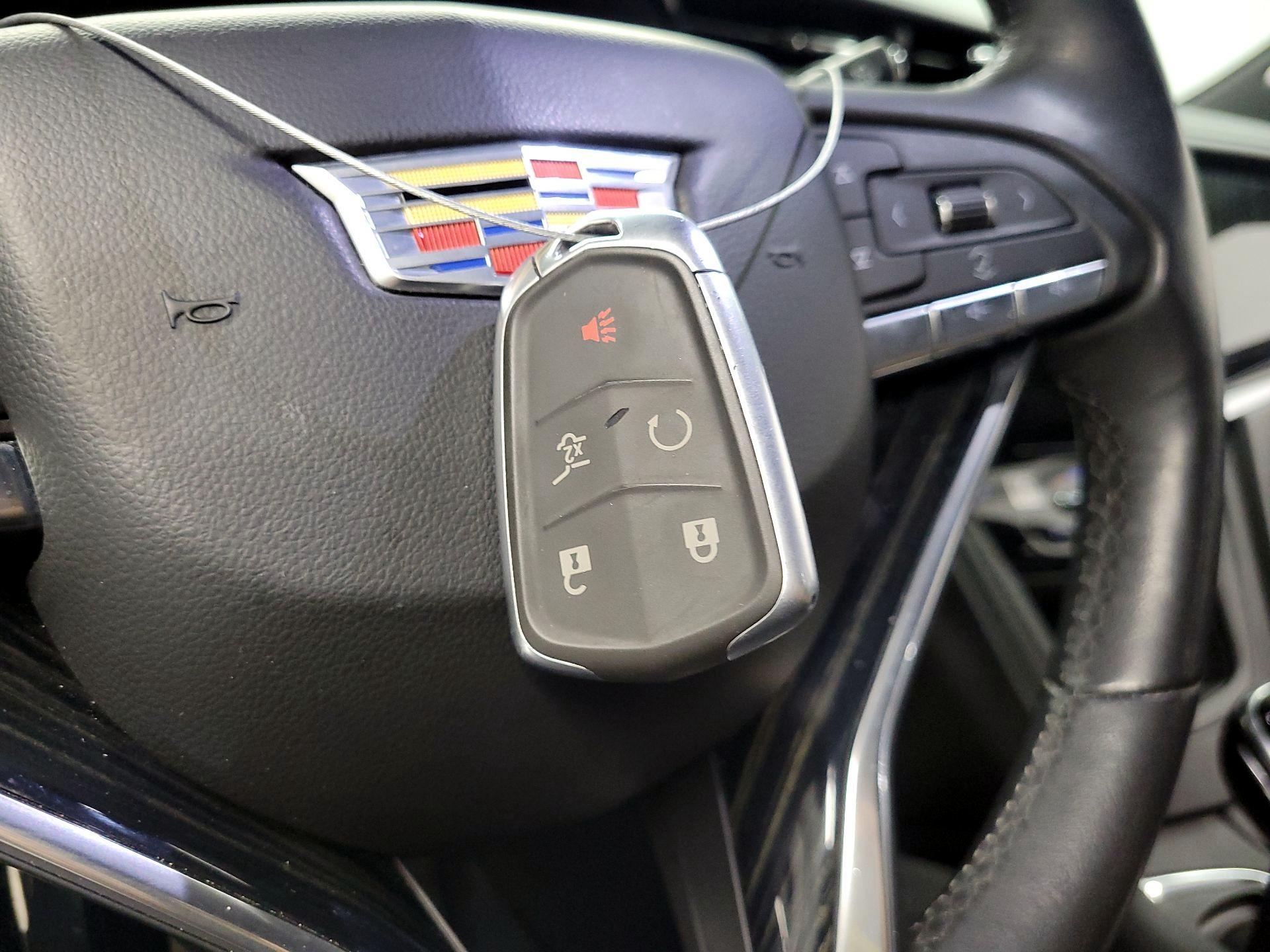 Thumbnail: 2021 Cadillac XT6 - 20