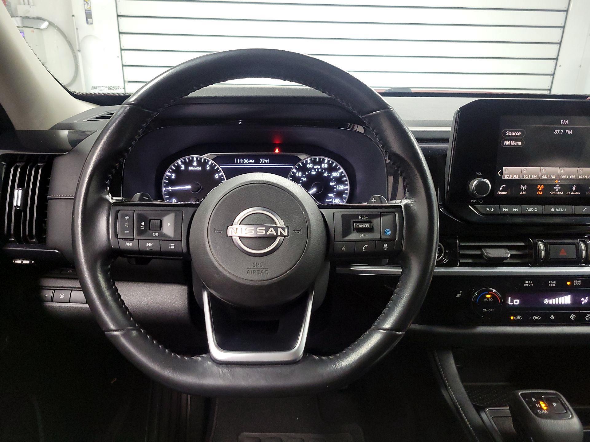 Thumbnail: 2022 Nissan Pathfinder - 10