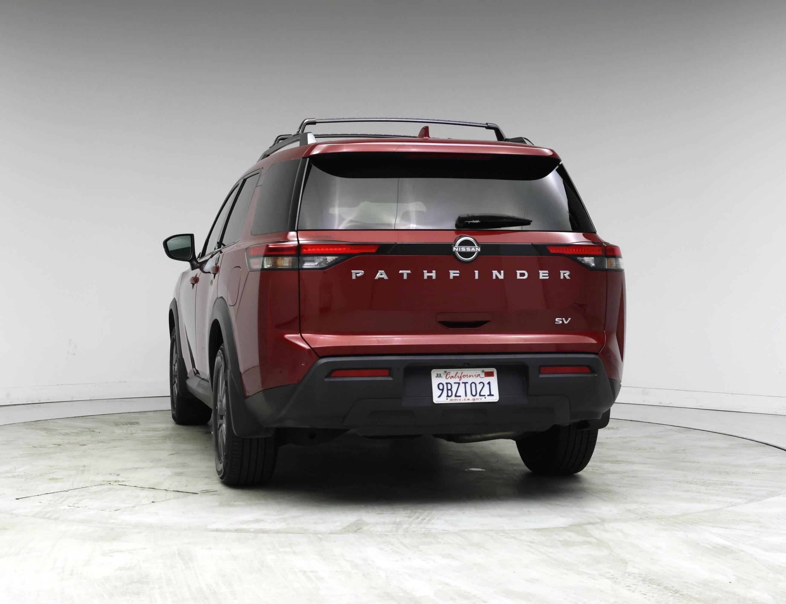 Thumbnail: 2022 Nissan Pathfinder - 6