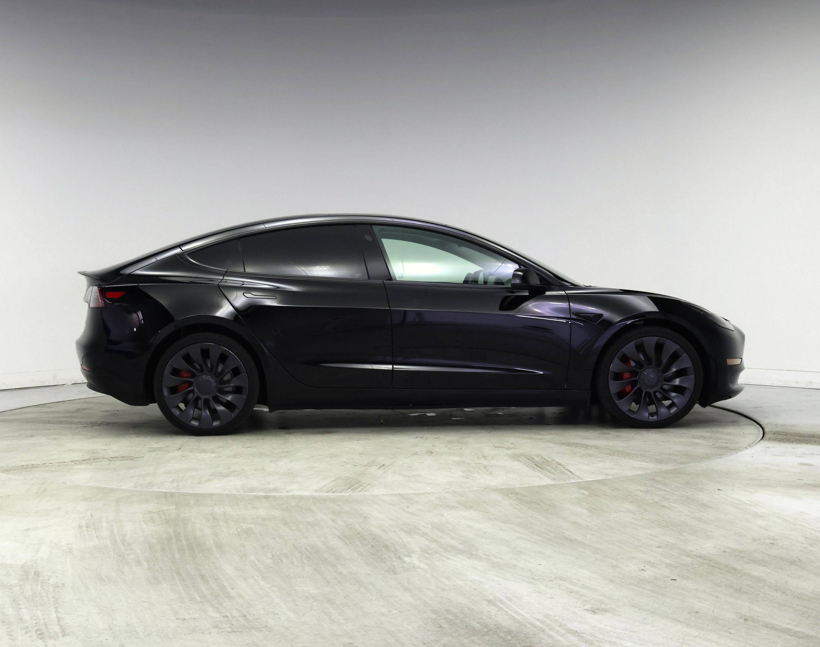Thumbnail: 2023 Tesla Model 3 - 7