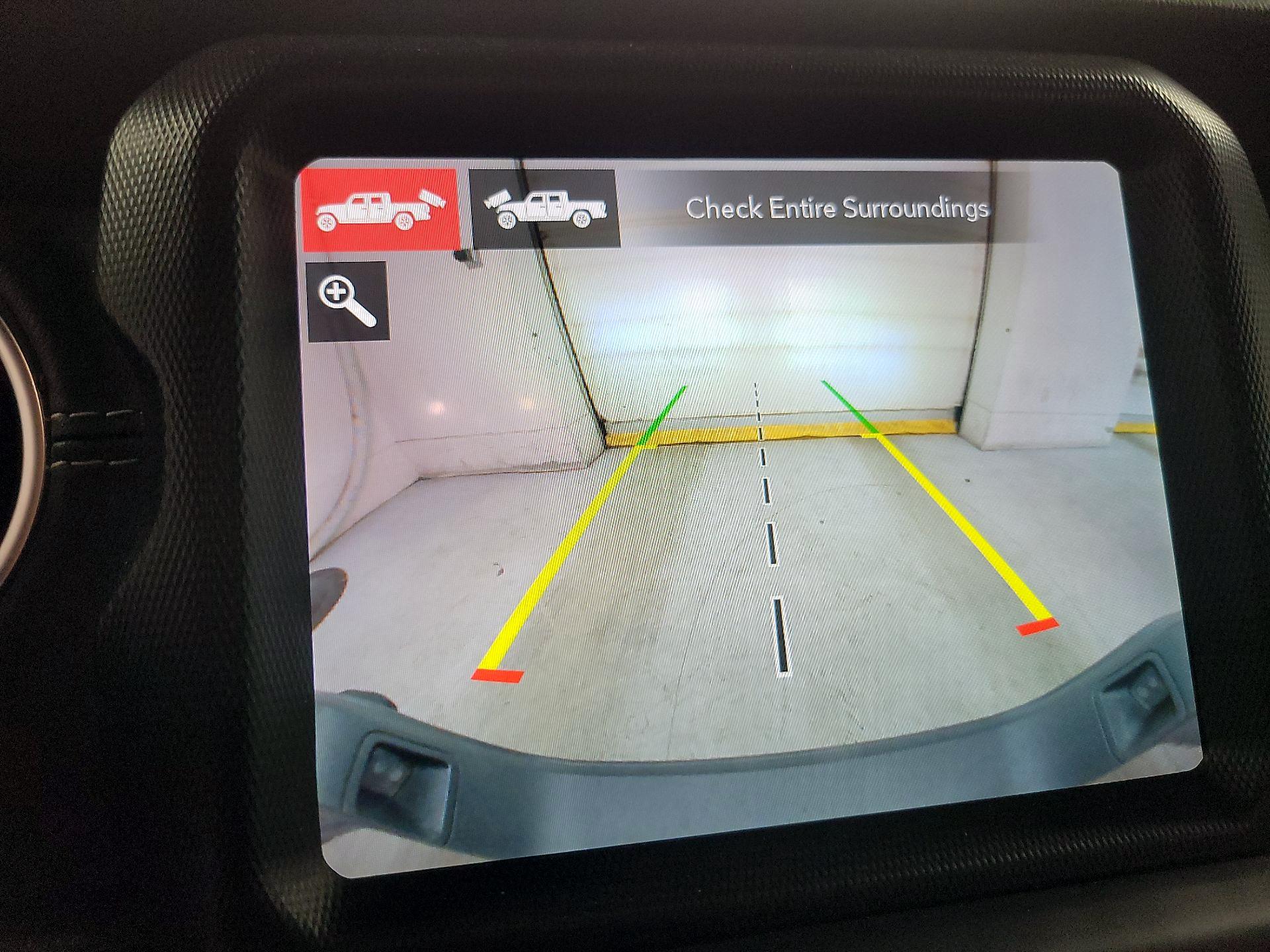 Thumbnail: 2021 Jeep Gladiator - 15