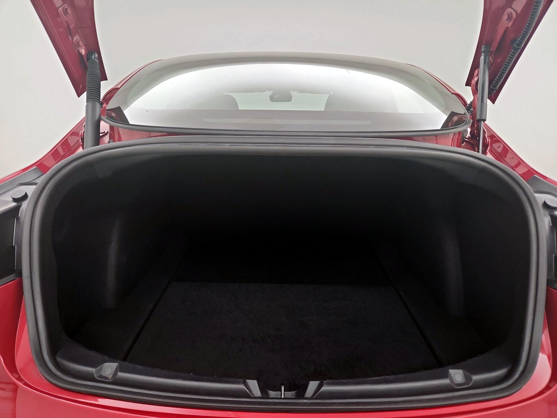 Thumbnail: 2021 Tesla Model 3 - 19