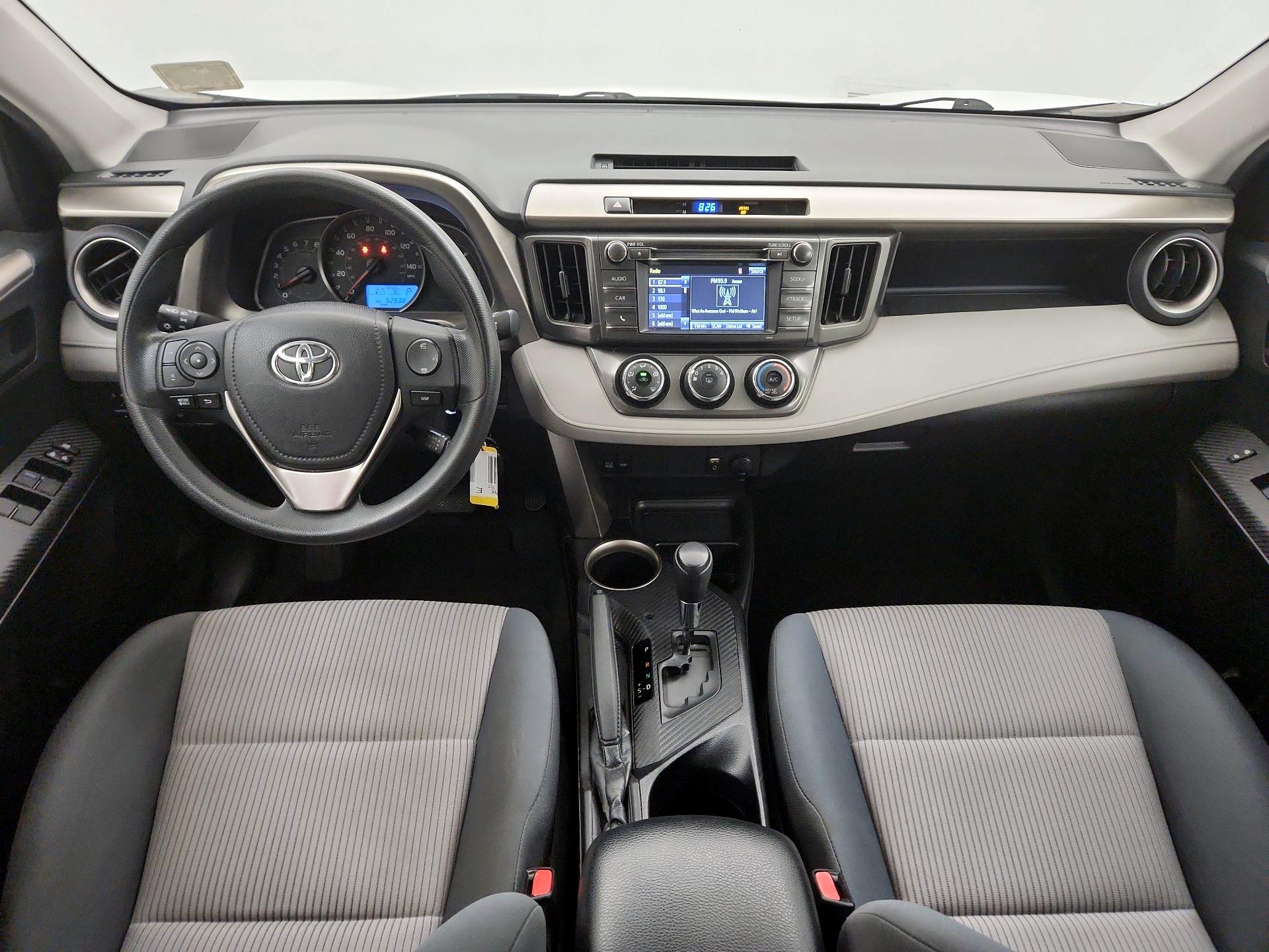 Thumbnail: 2015 Toyota RAV4 - 9