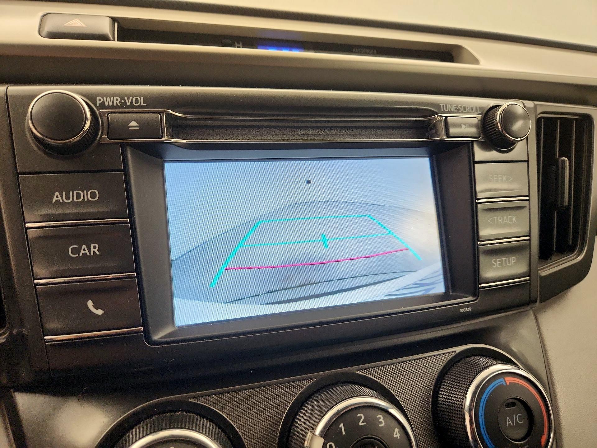 Thumbnail: 2015 Toyota RAV4 - 14