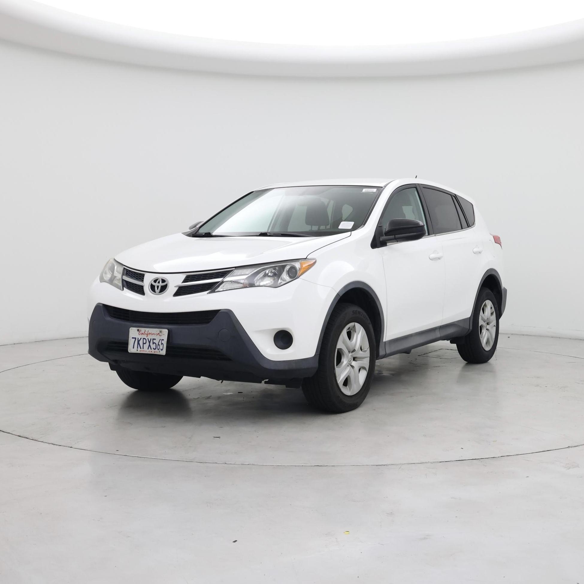 Thumbnail: 2015 Toyota RAV4 - 4
