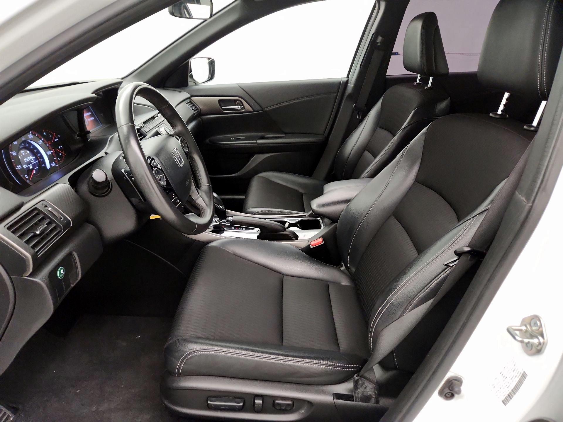 Thumbnail: 2017 Honda Accord - 11