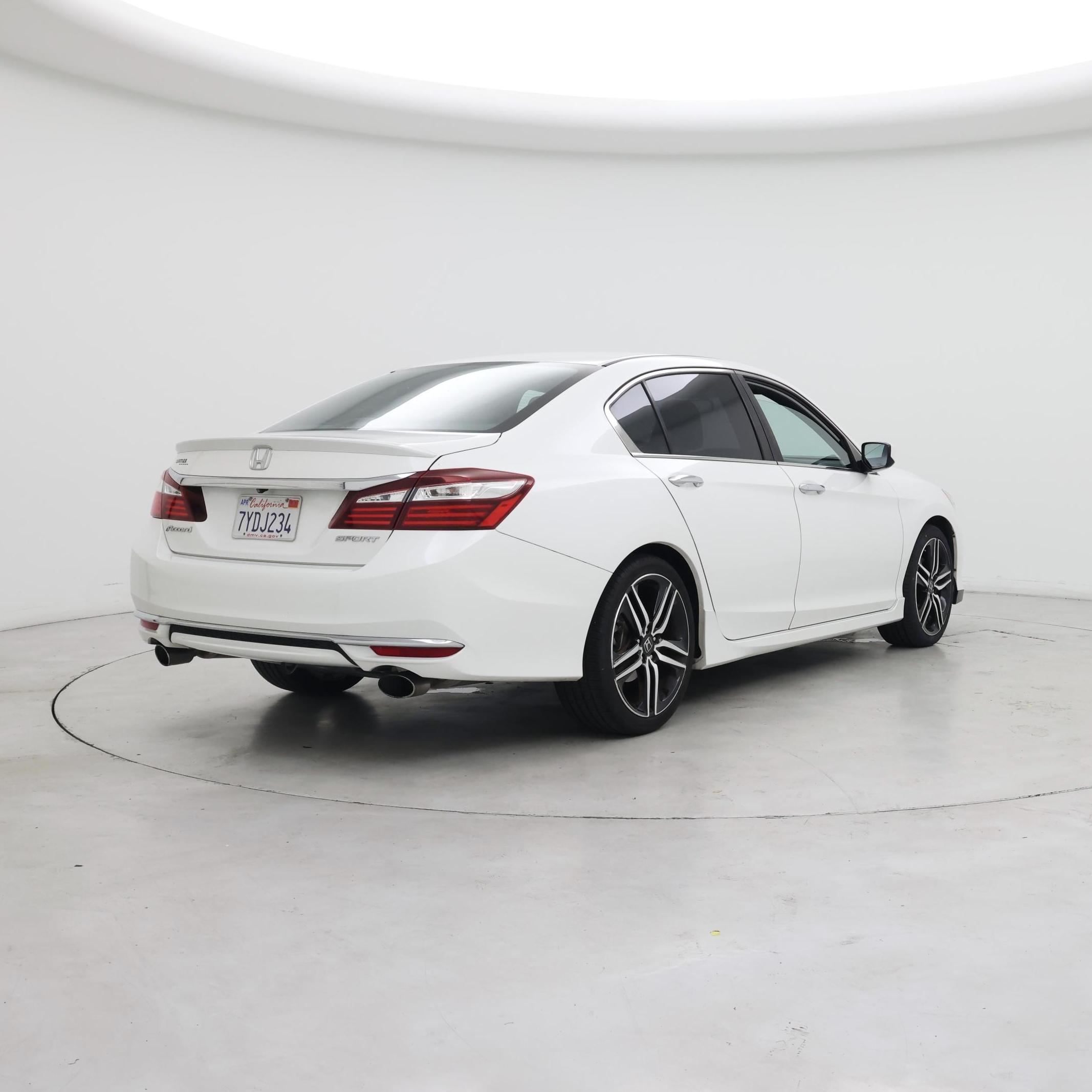 Thumbnail: 2017 Honda Accord - 8